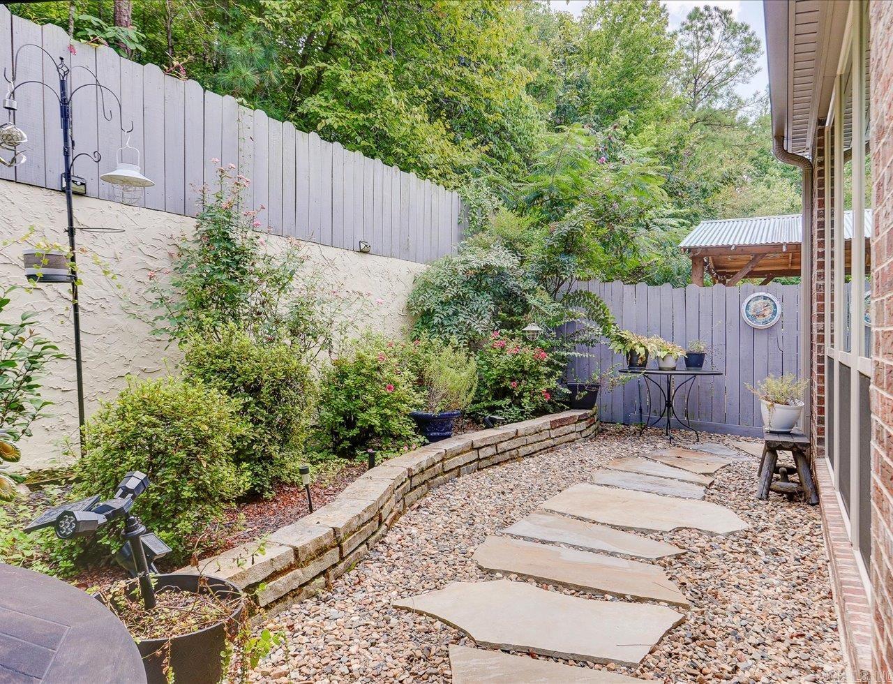 BURCHWOOD COVE - Residential