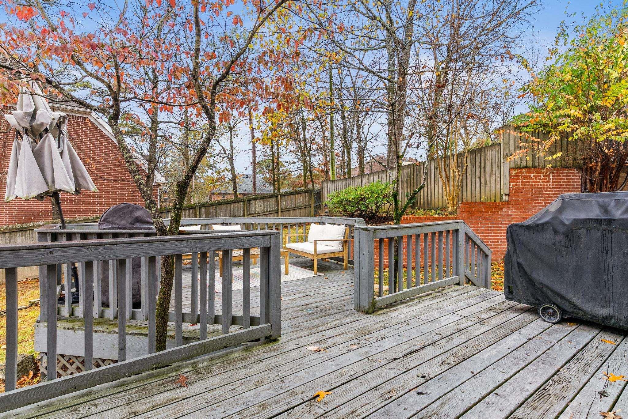 ST CHARLES ADDN - Residential