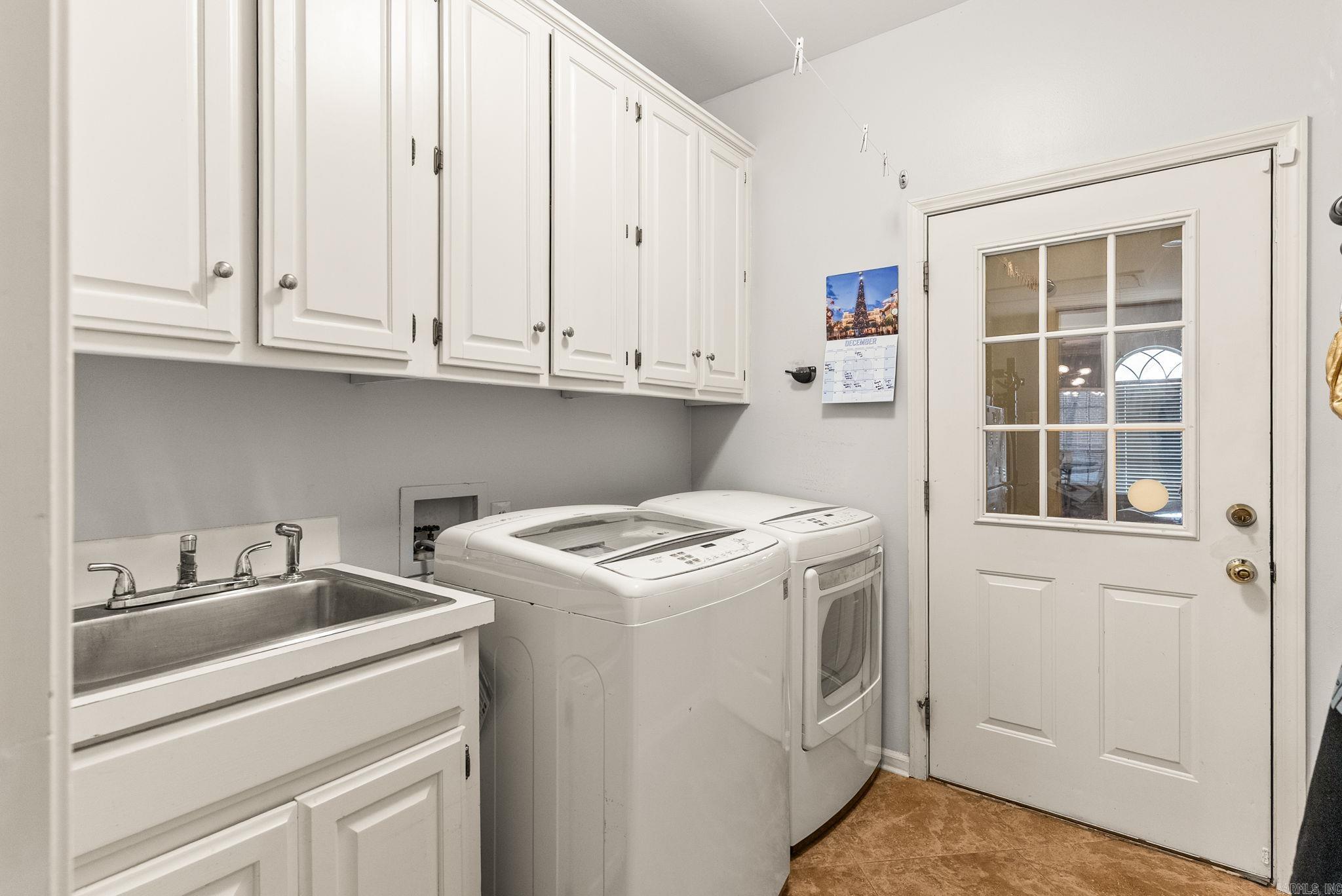 ST CHARLES ADDN - Residential