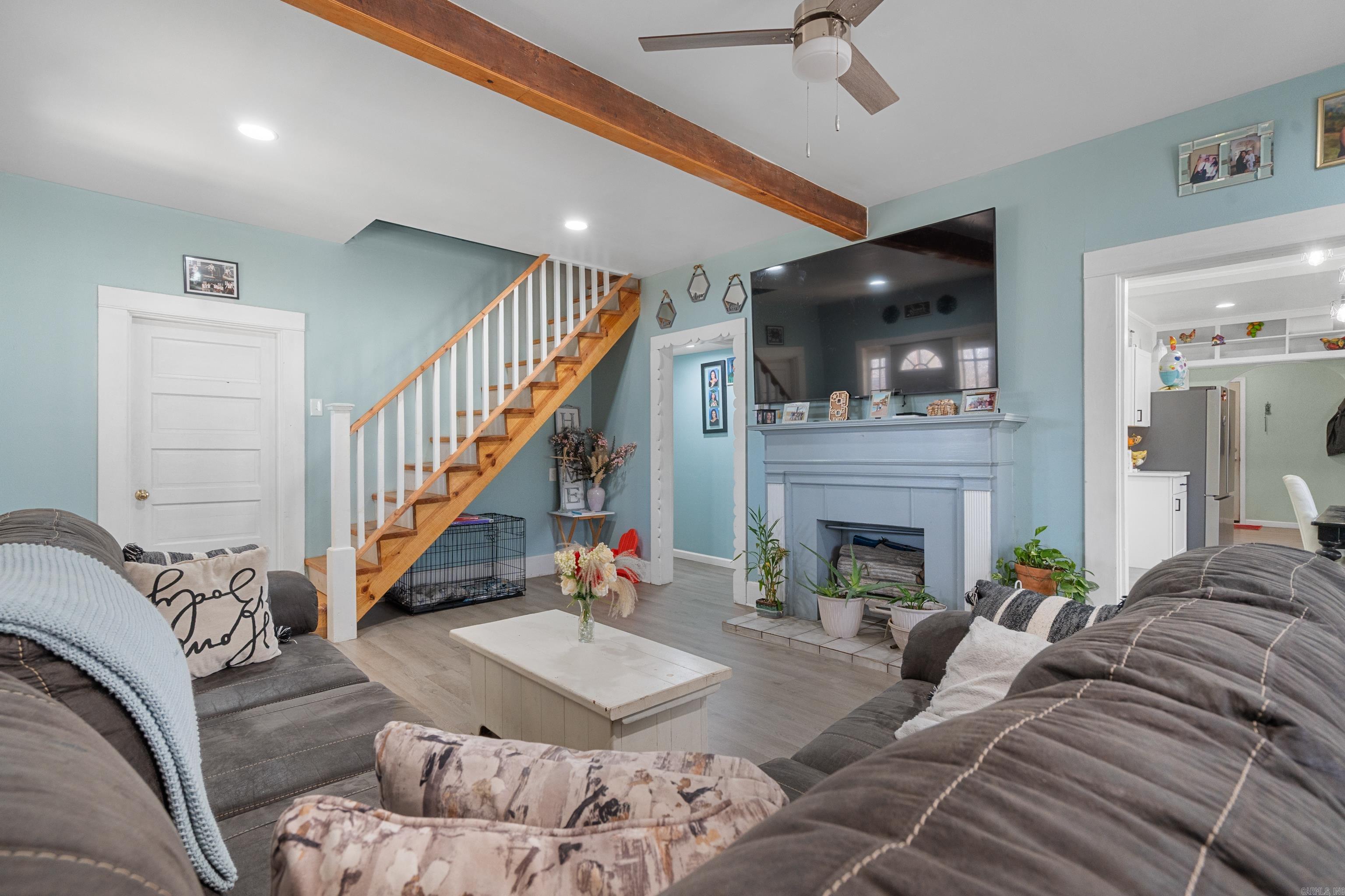 BRAUGHTONS - Residential