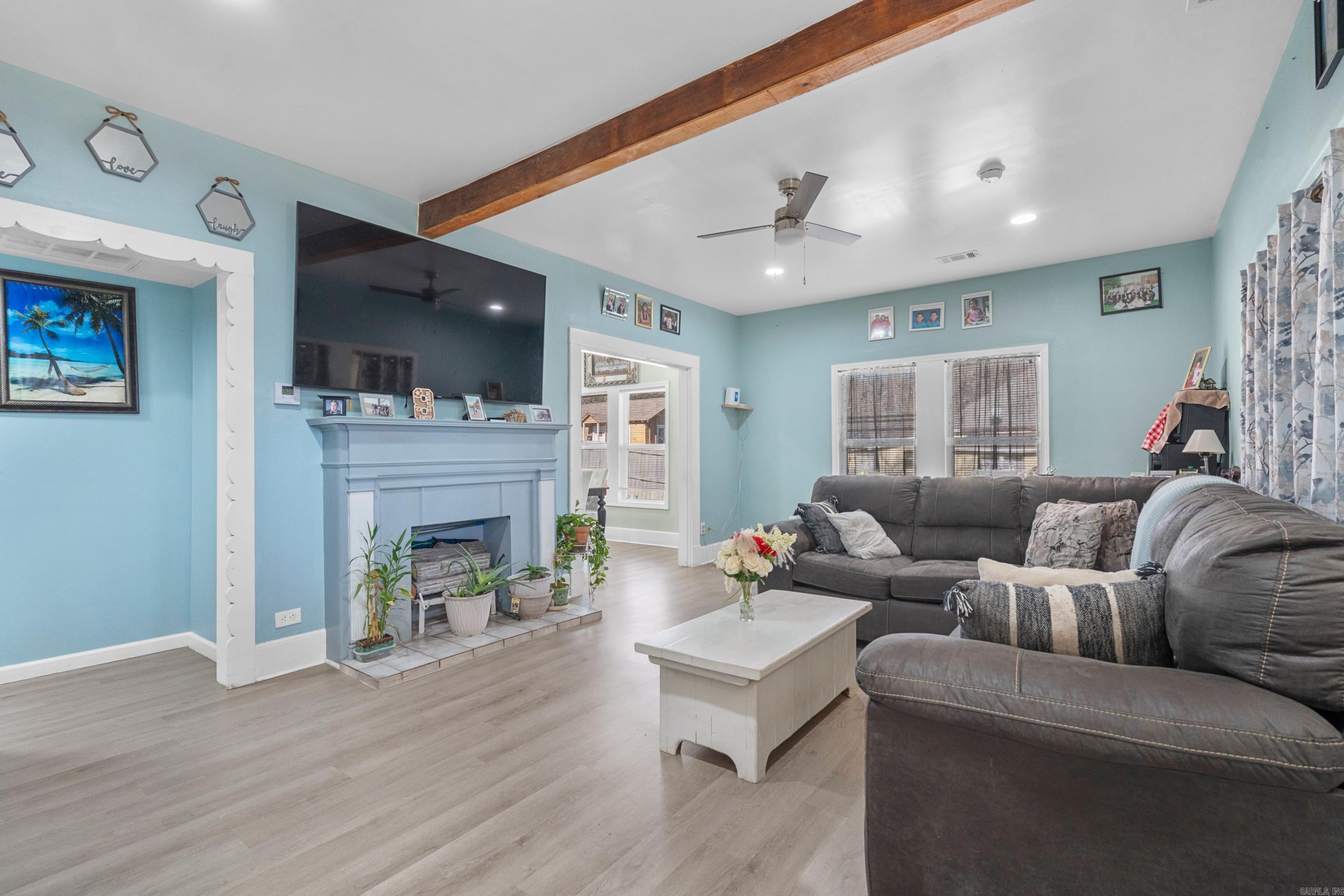 BRAUGHTONS - Residential