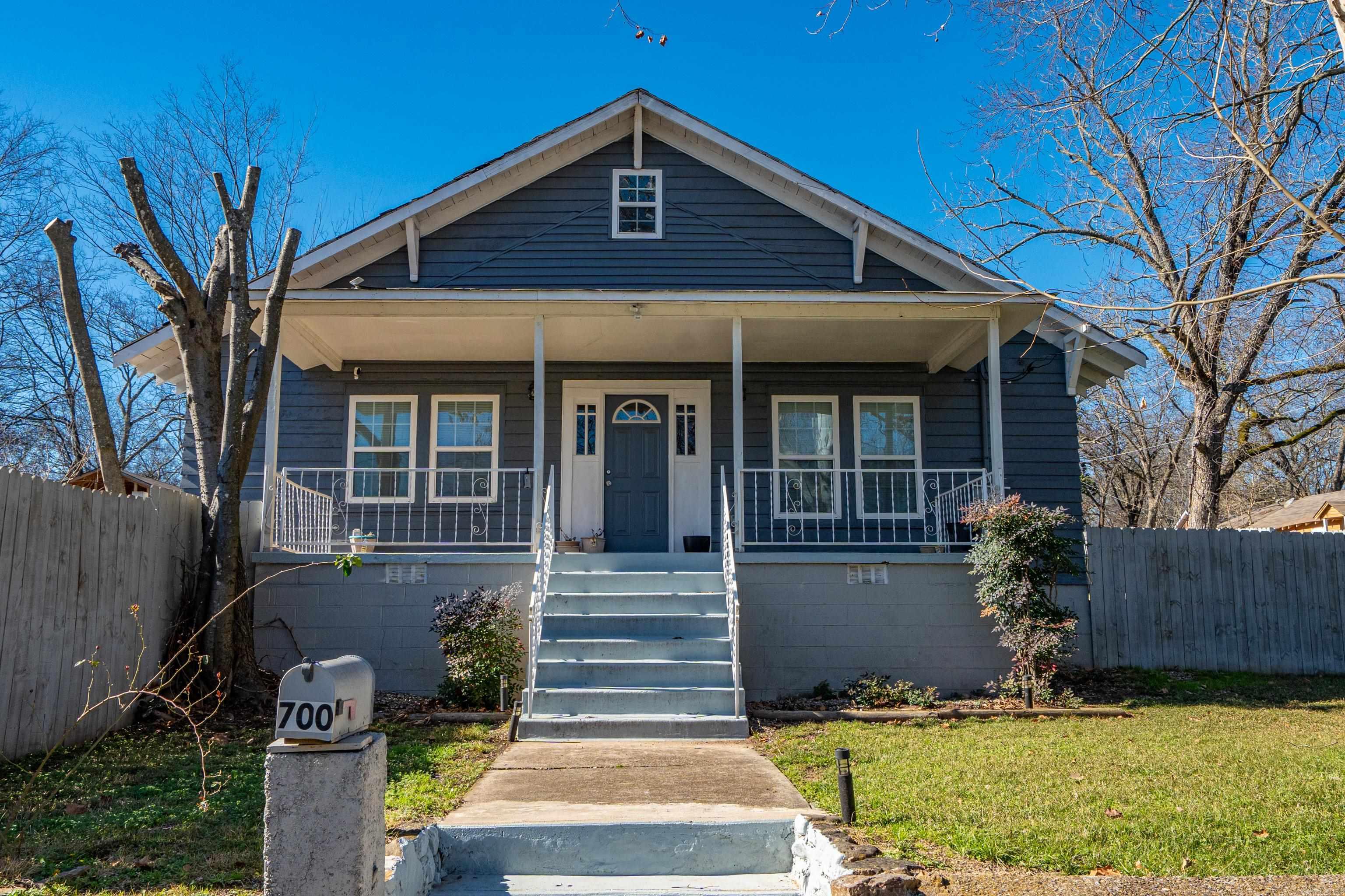 BRAUGHTONS - Residential