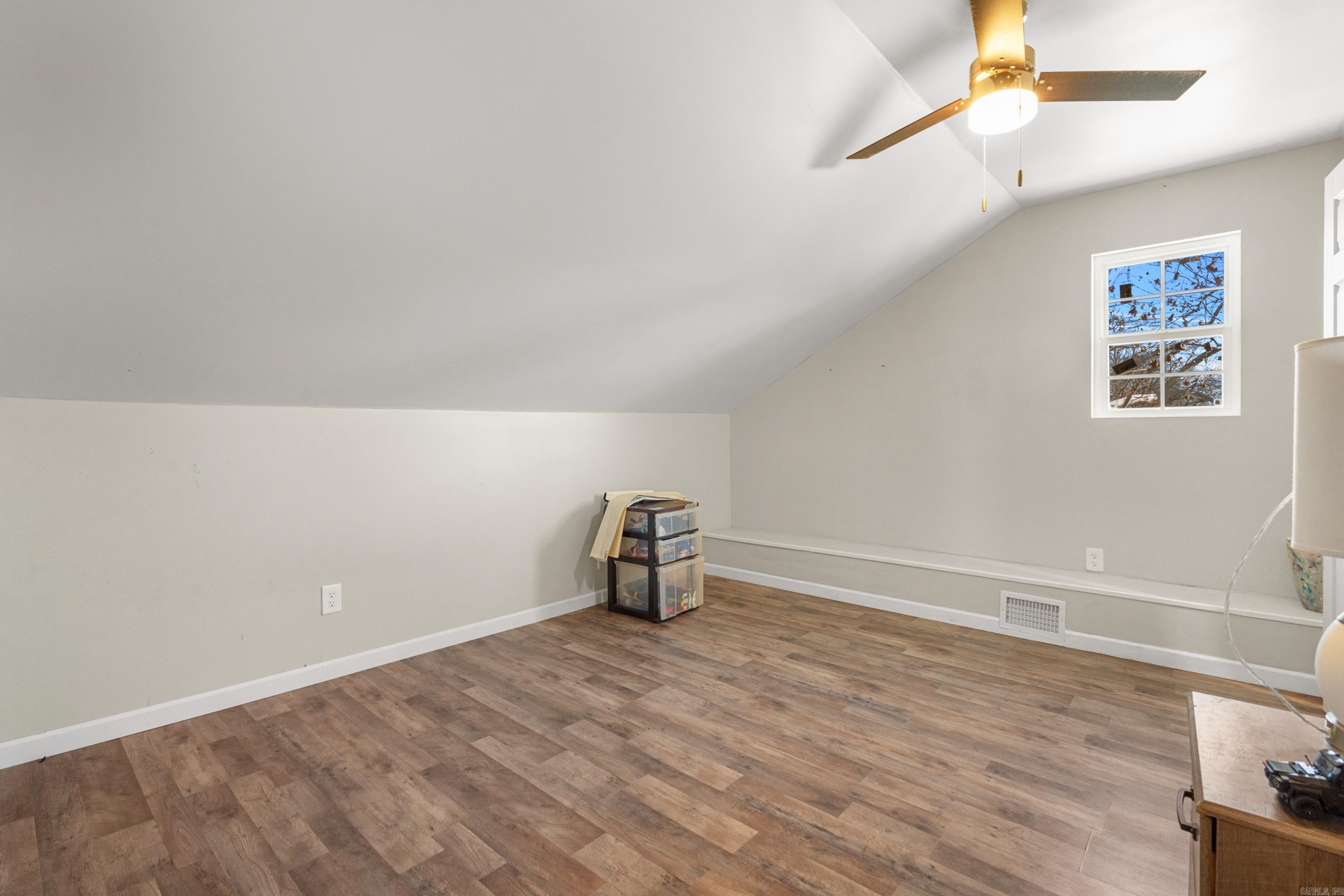 BRAUGHTONS - Residential