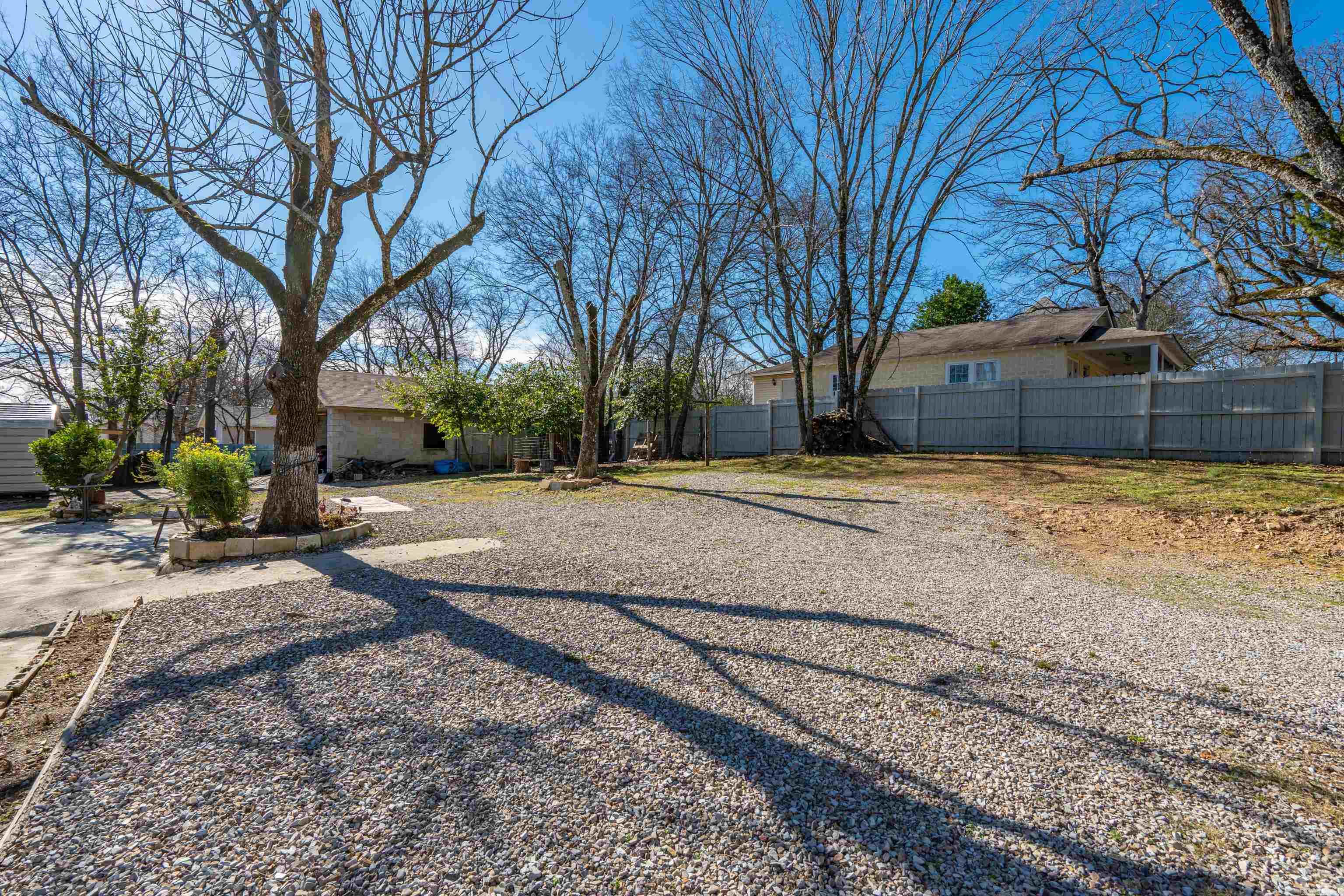 BRAUGHTONS - Residential