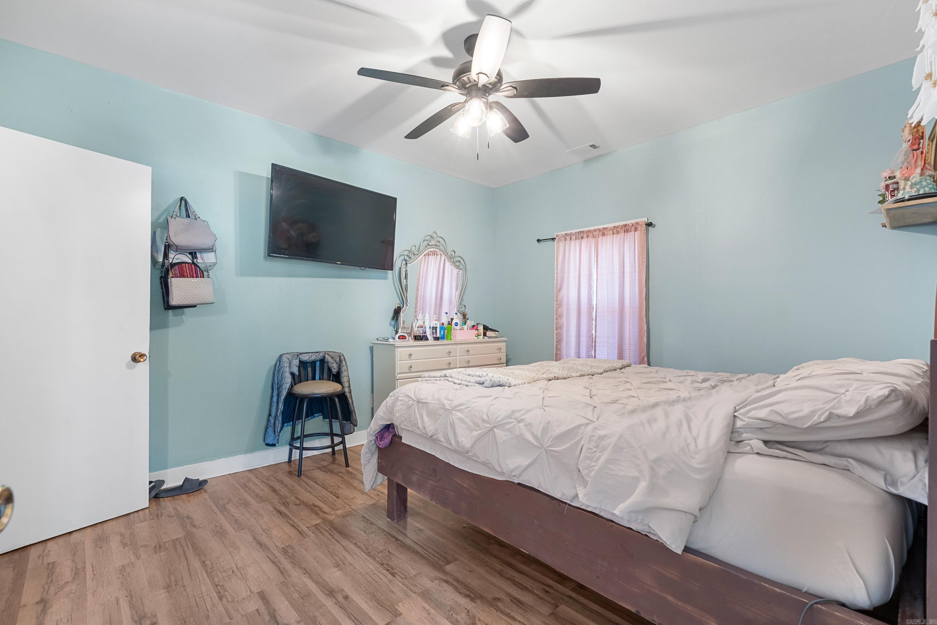 BRAUGHTONS - Residential