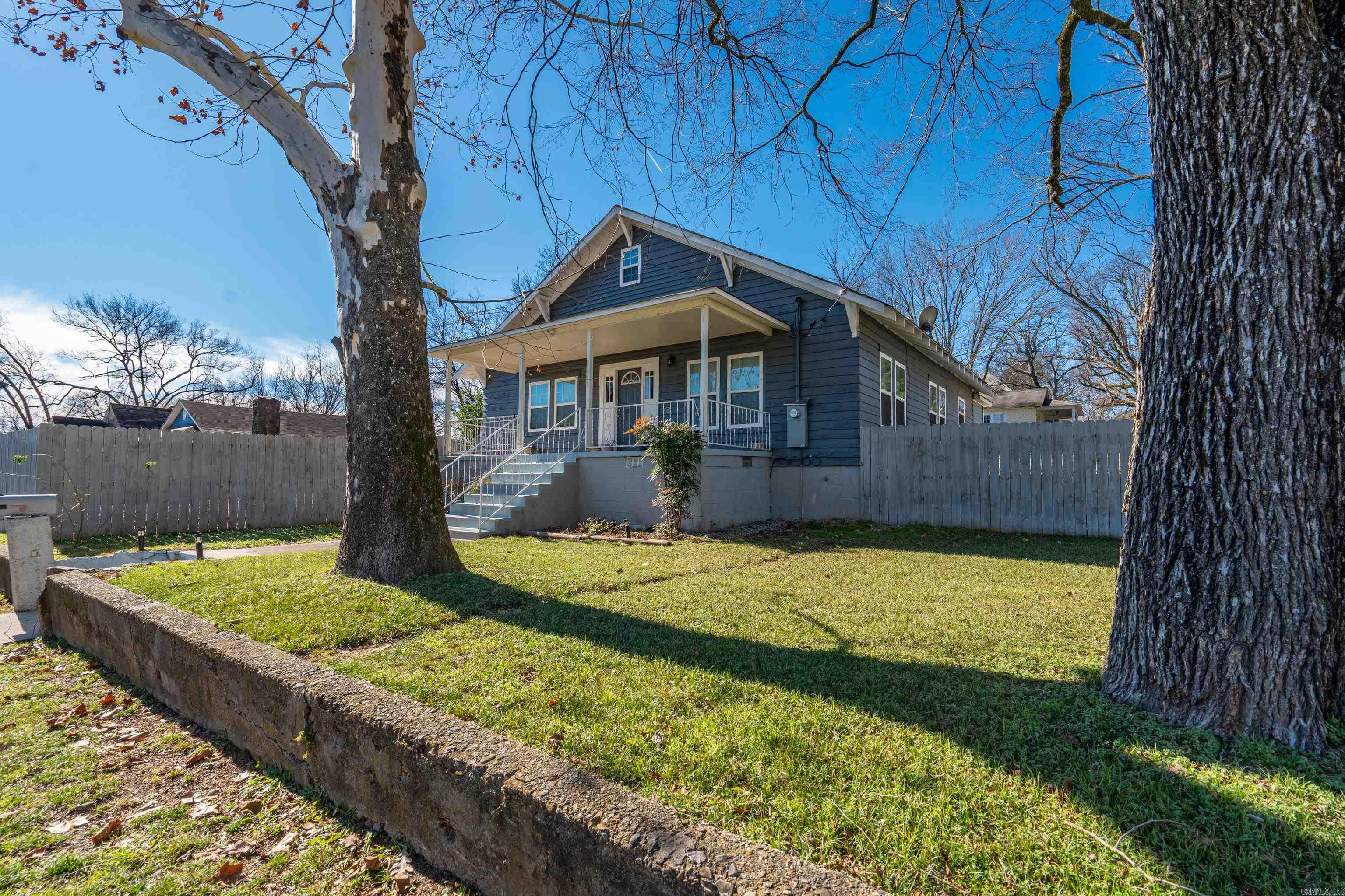 BRAUGHTONS - Residential