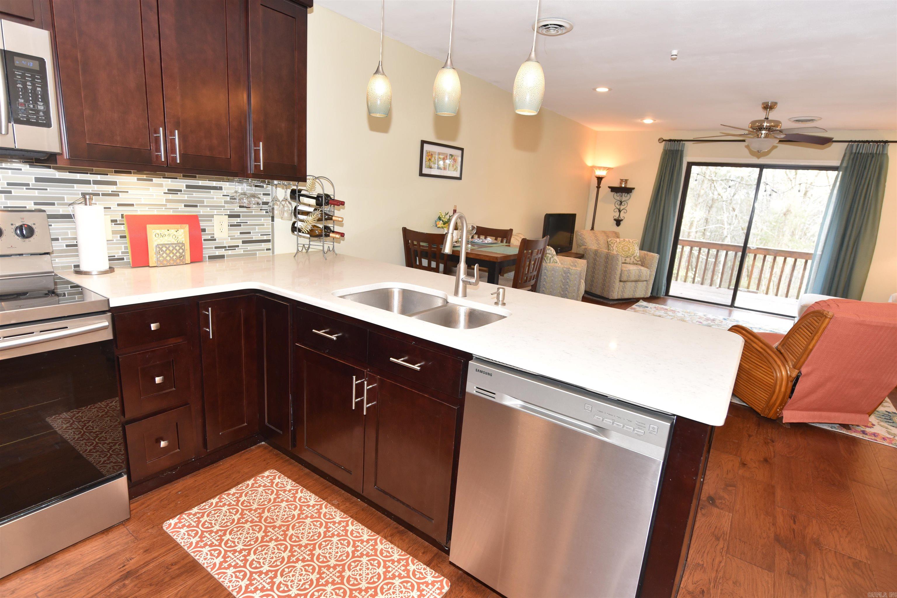 LAKEWOOD HILLS CONDO - Residential