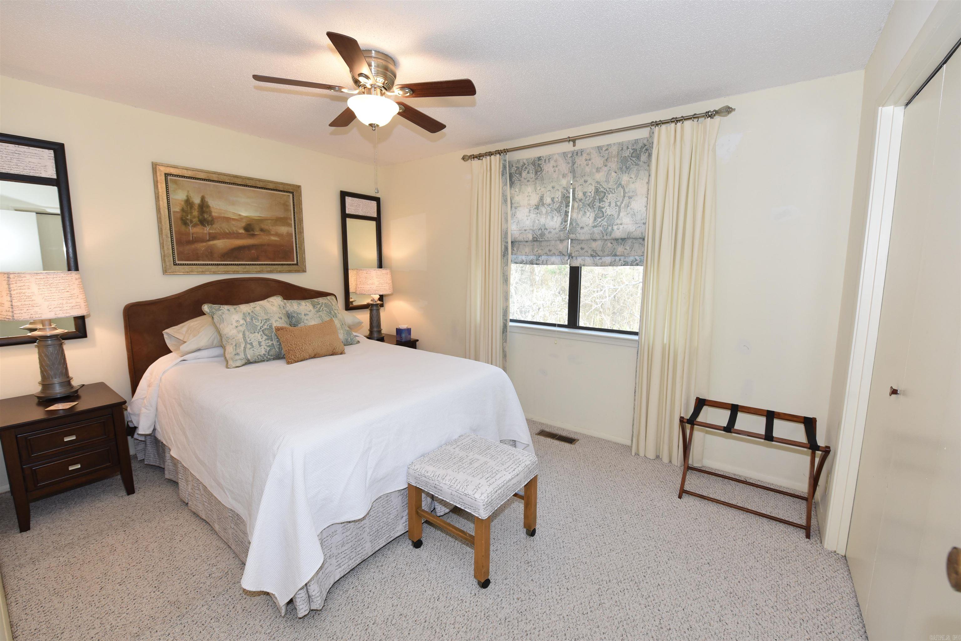 LAKEWOOD HILLS CONDO - Residential