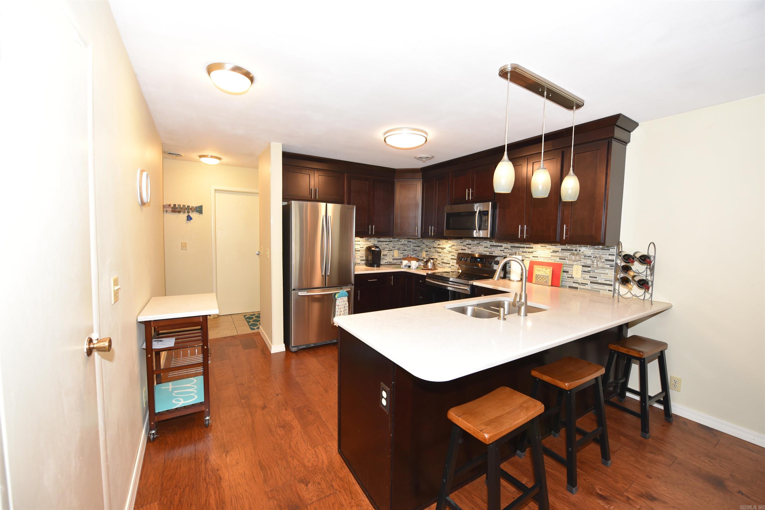 LAKEWOOD HILLS CONDO - Residential