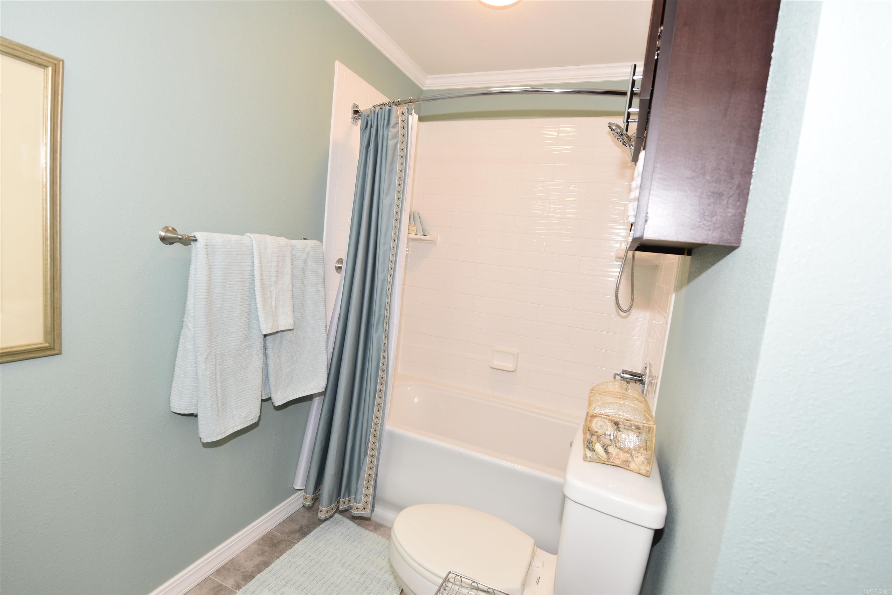 LAKEWOOD HILLS CONDO - Residential