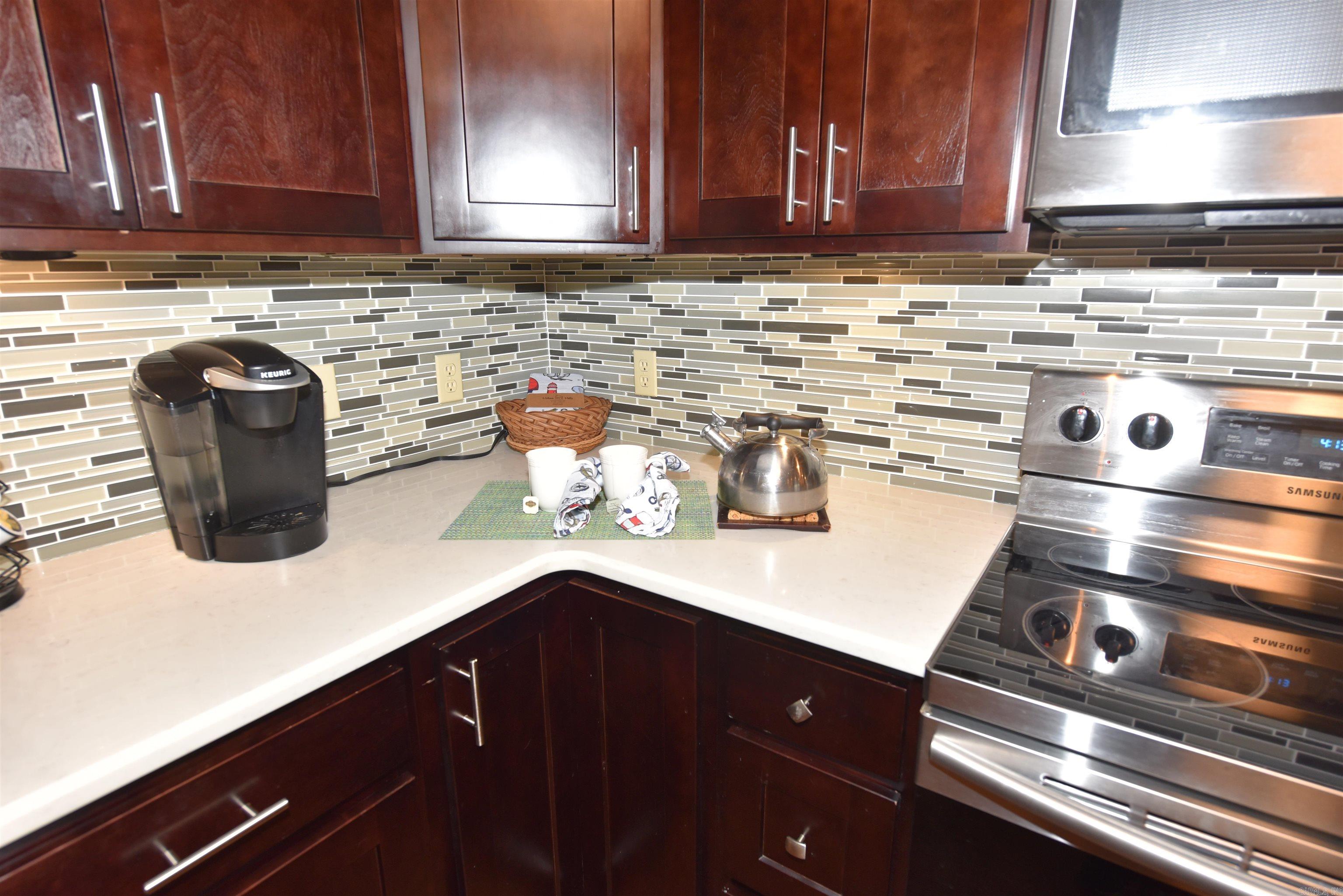 LAKEWOOD HILLS CONDO - Residential