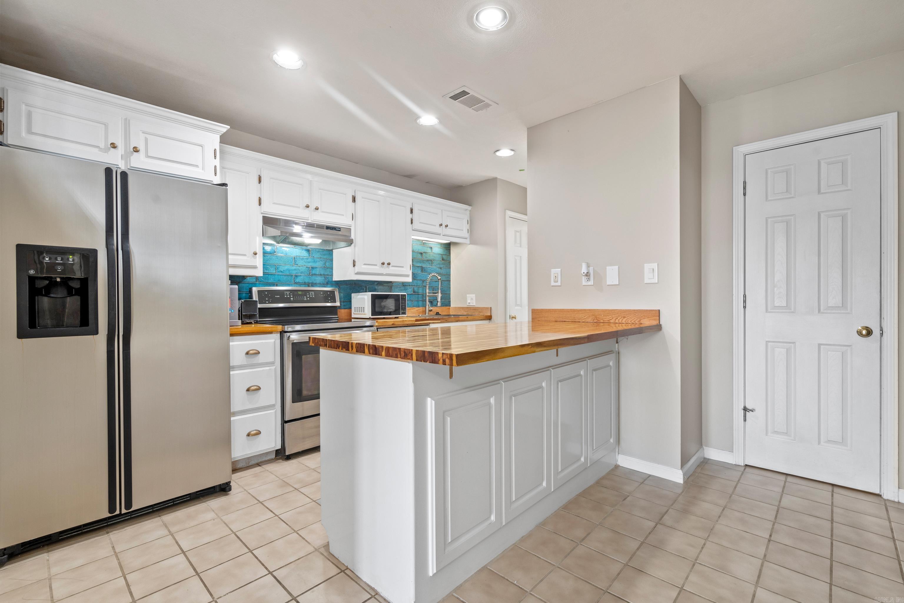 Lake Point Garden Homes - Residential