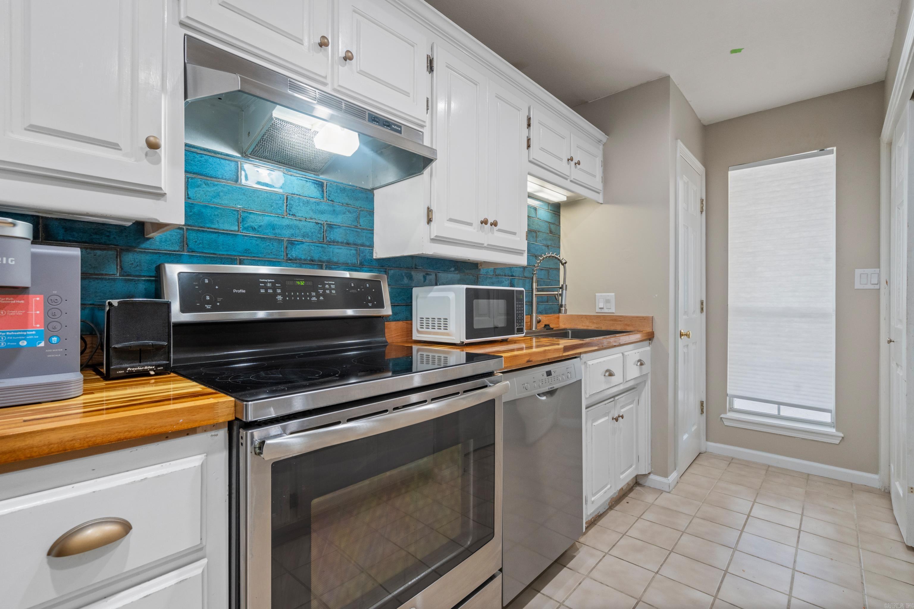 Lake Point Garden Homes - Residential