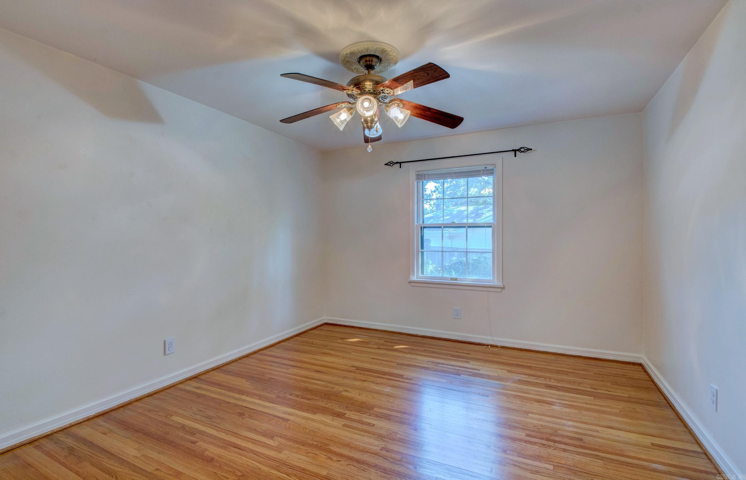 BRIARWOOD - Residential