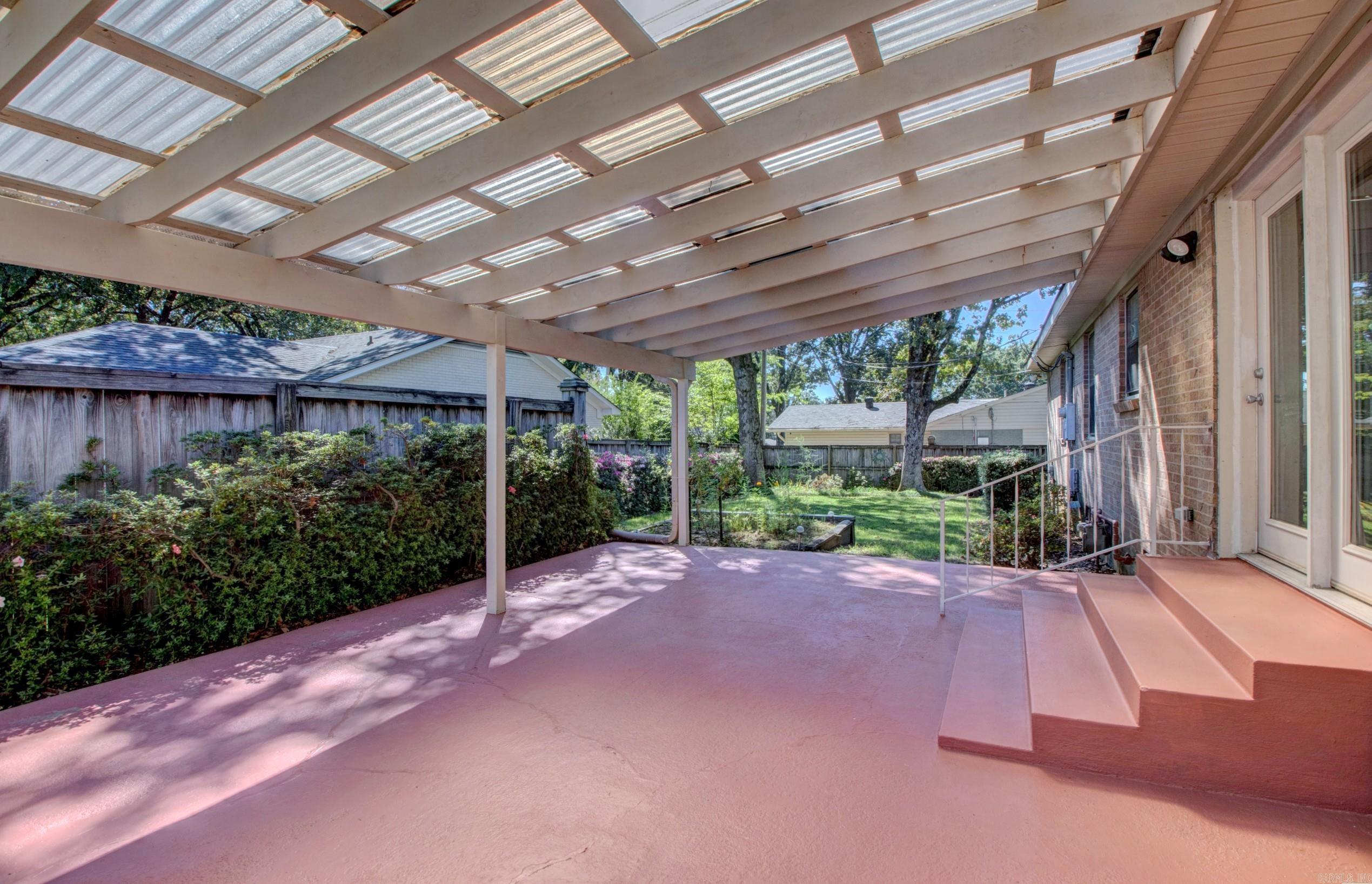 BRIARWOOD - Residential