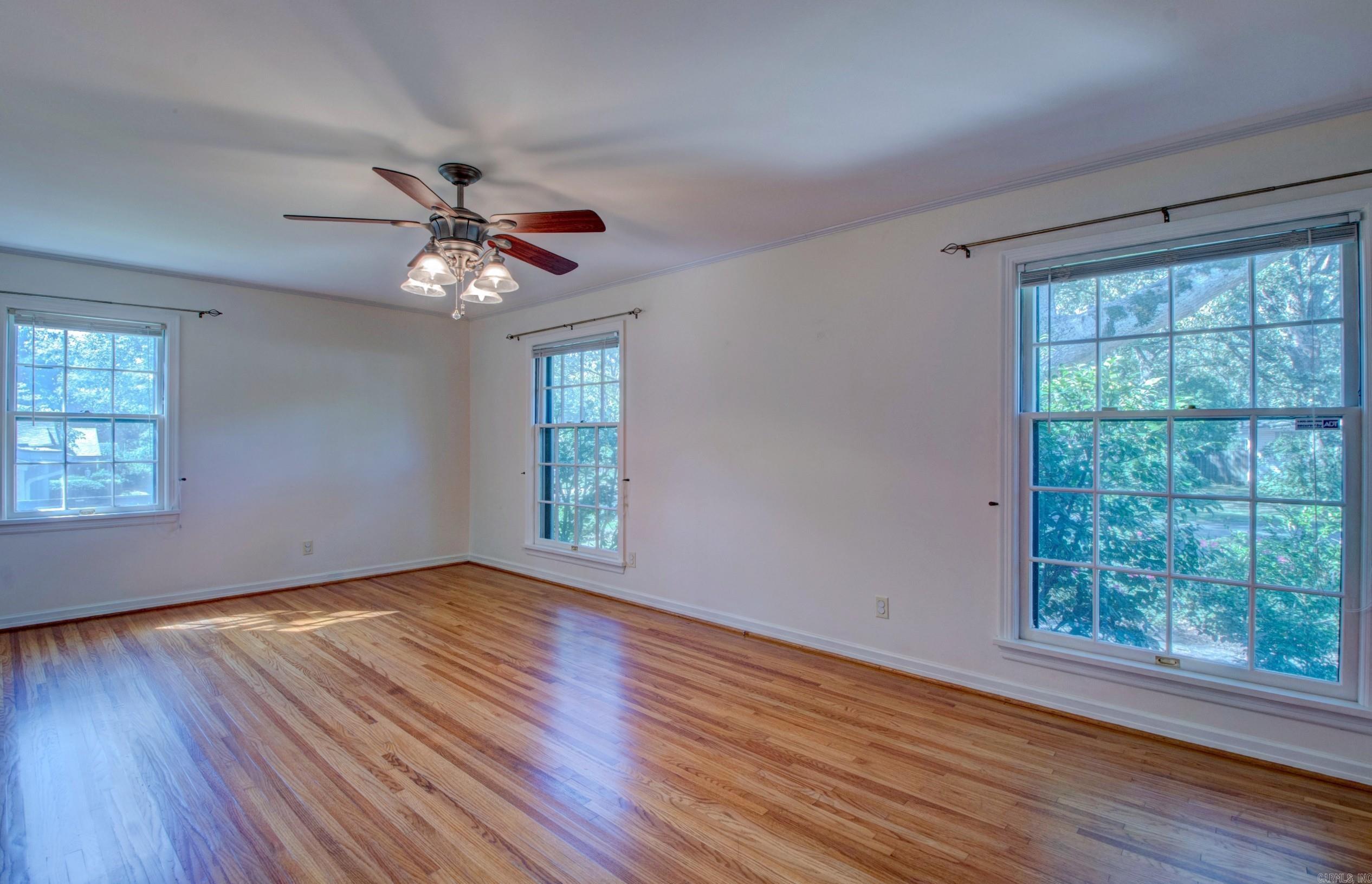 BRIARWOOD - Residential