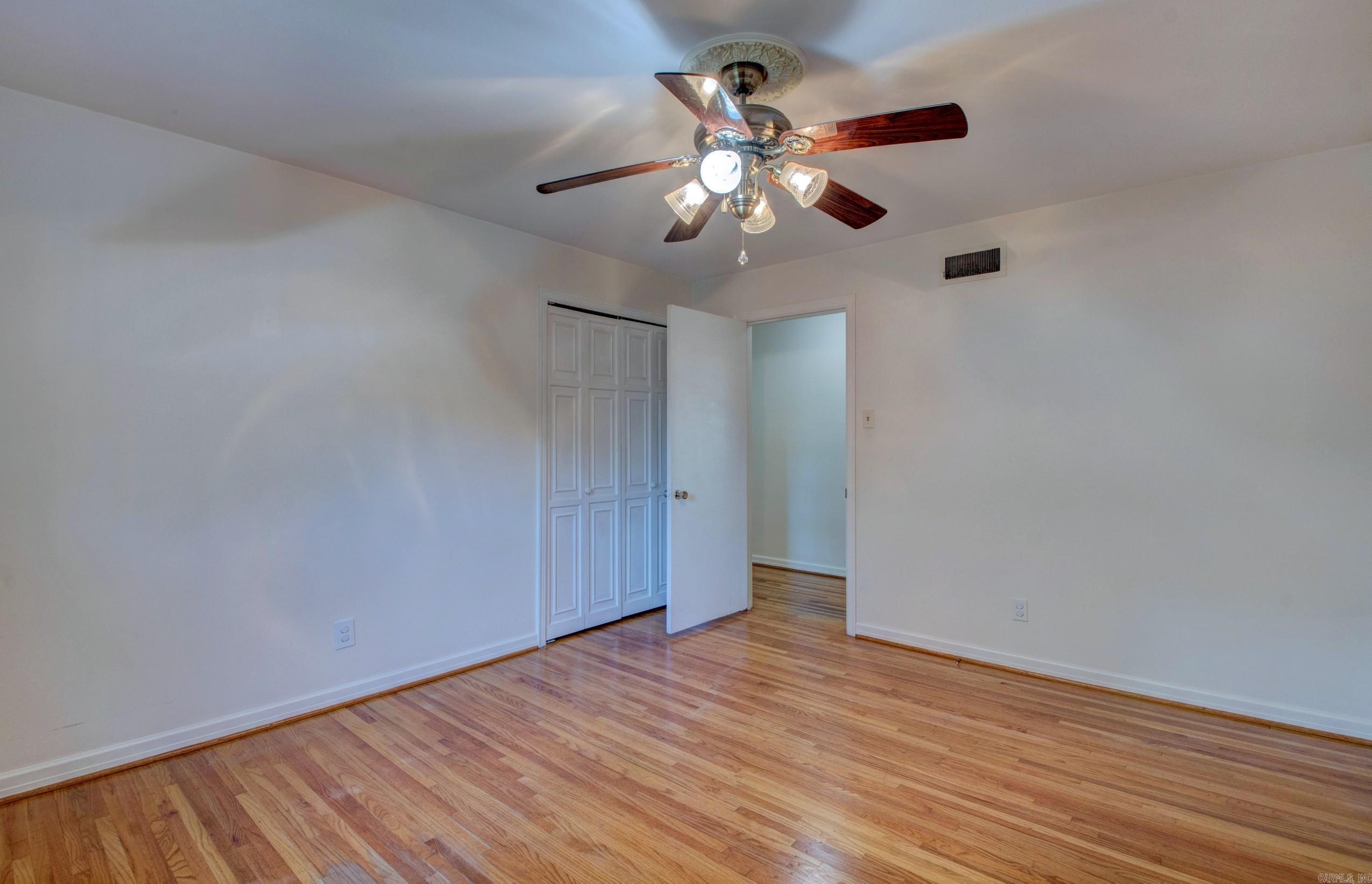 BRIARWOOD - Residential