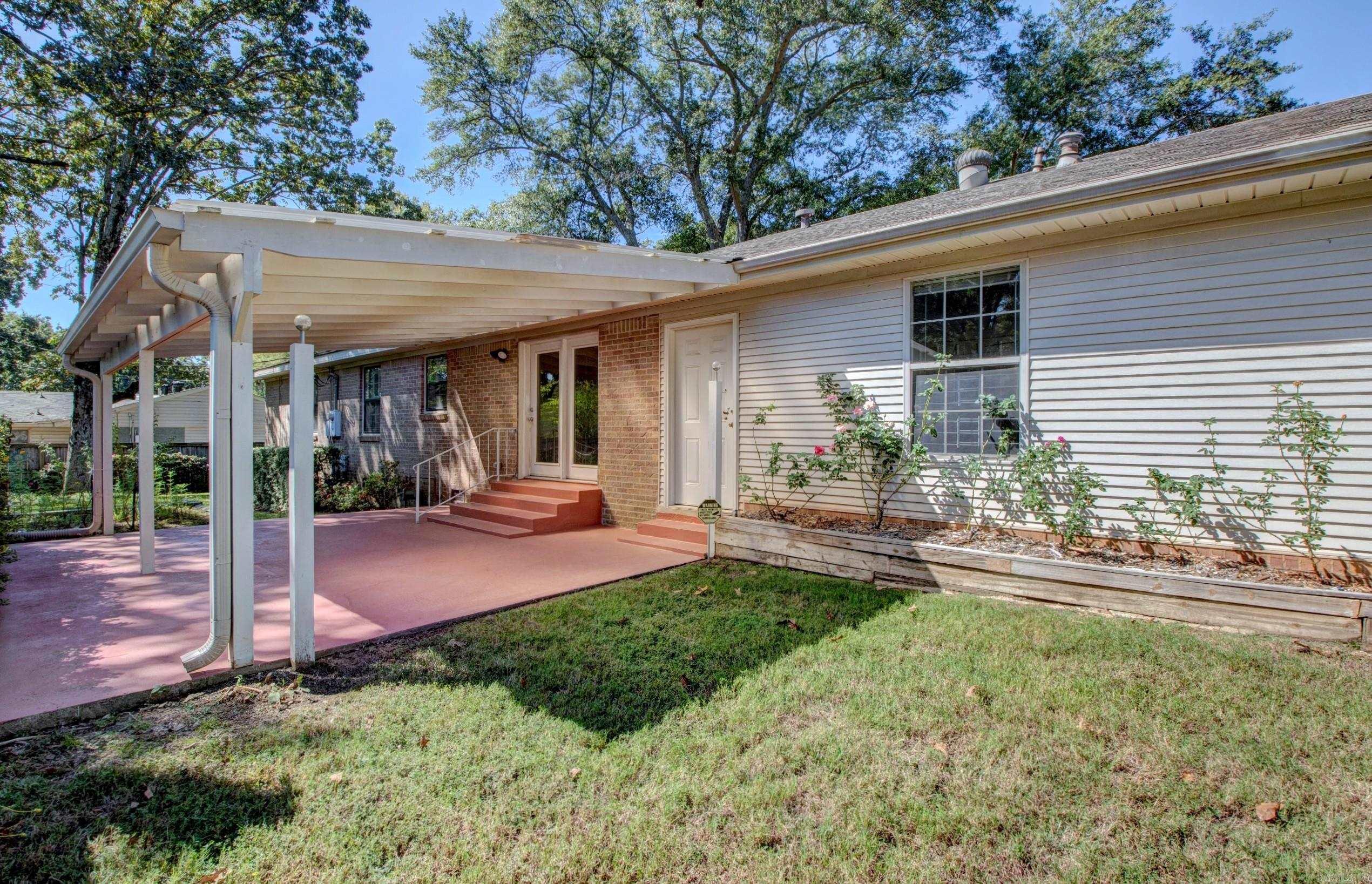 BRIARWOOD - Residential