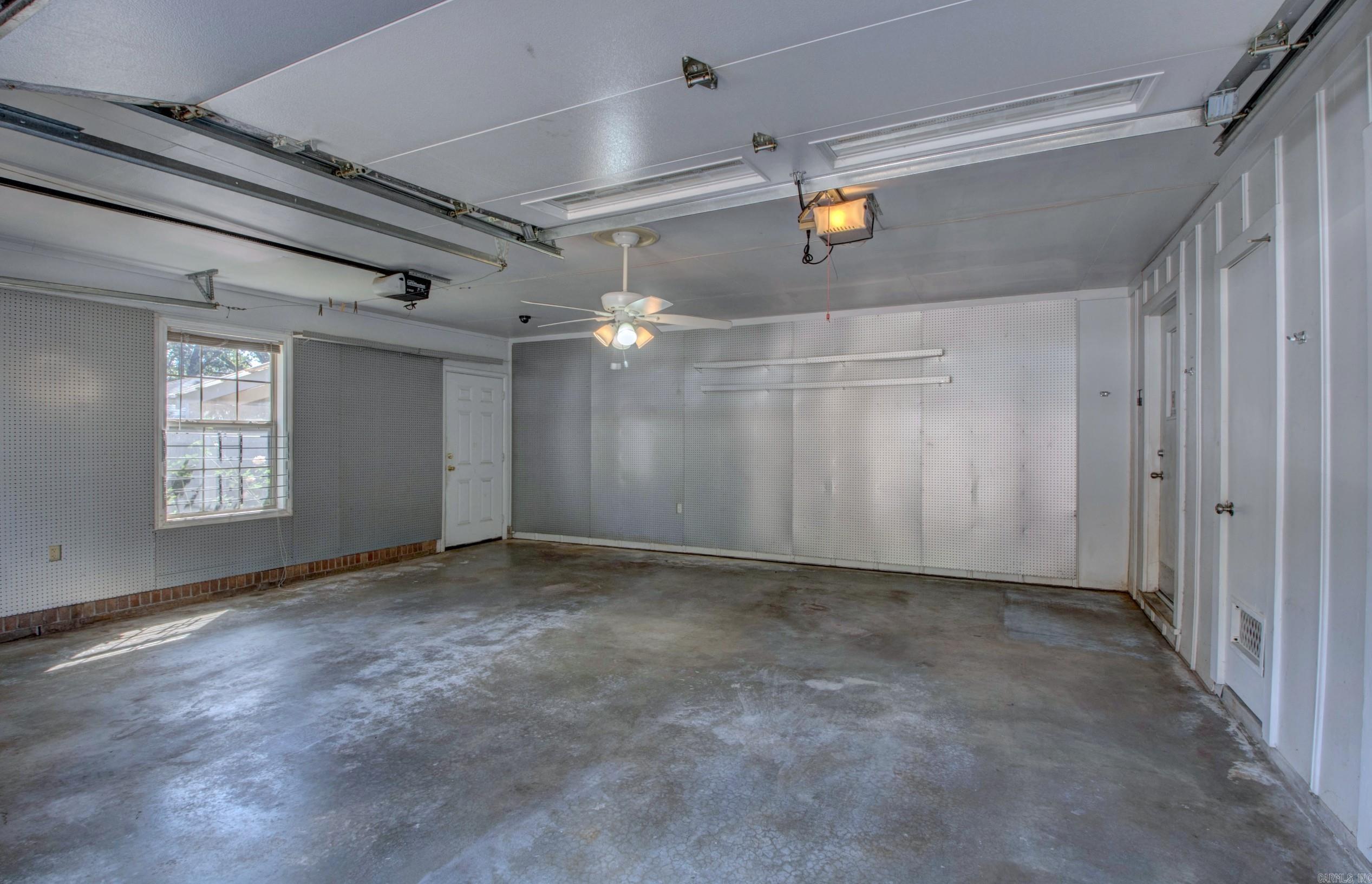 BRIARWOOD - Residential