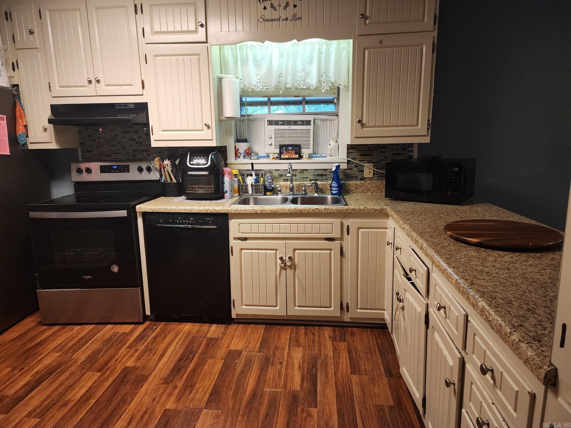 CLOVERDALE ADD (SEARCY) - Residential