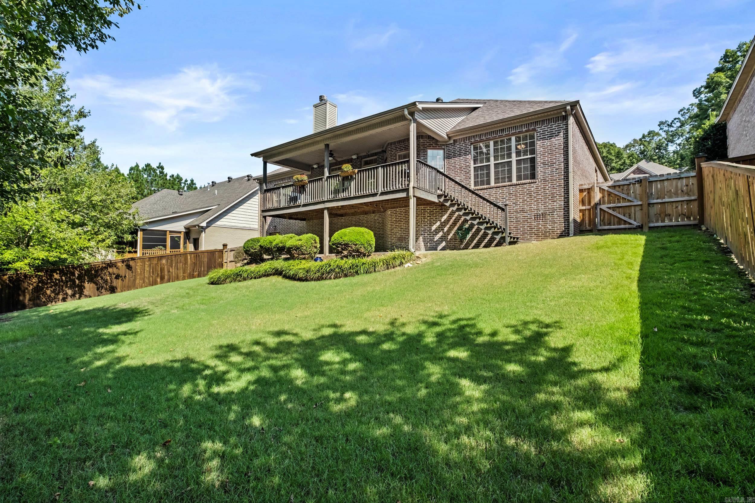 WOODLANDS EDGE - Residential