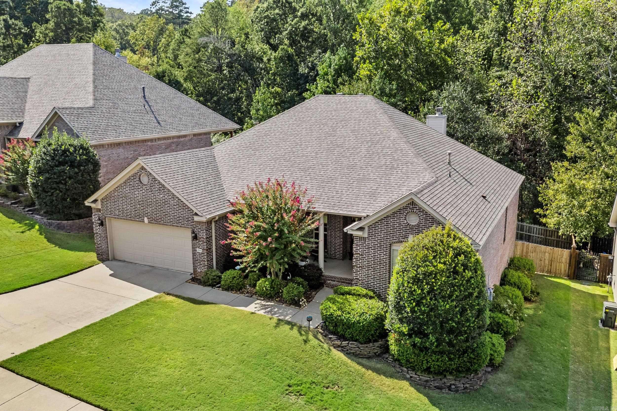 WOODLANDS EDGE - Residential