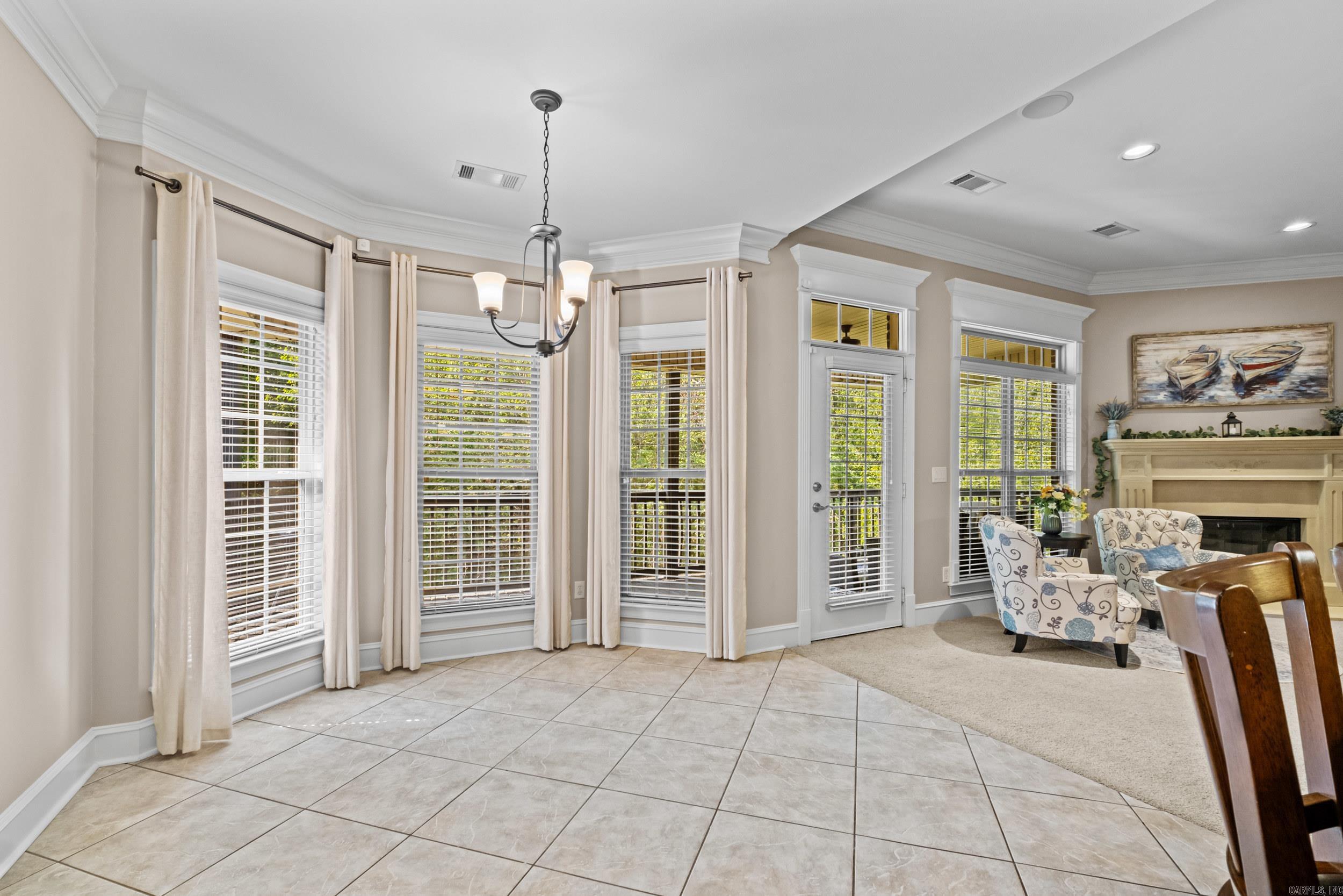 WOODLANDS EDGE - Residential