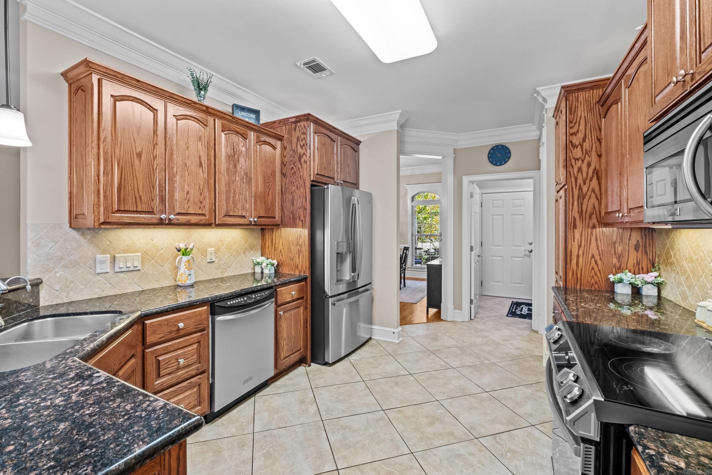 WOODLANDS EDGE - Residential