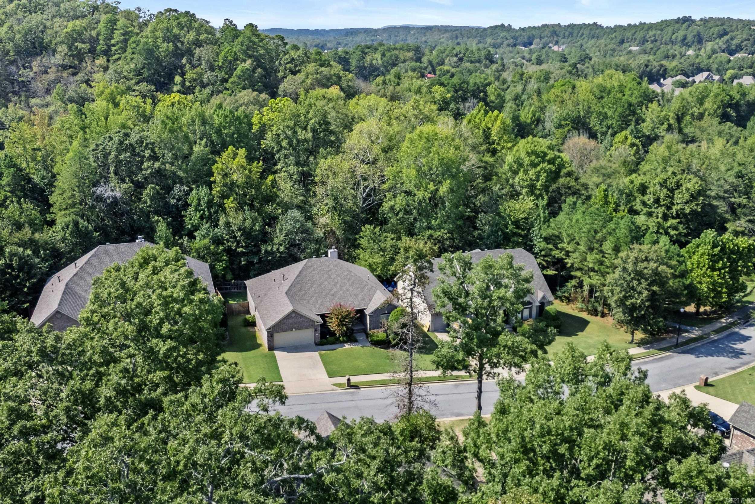 WOODLANDS EDGE - Residential