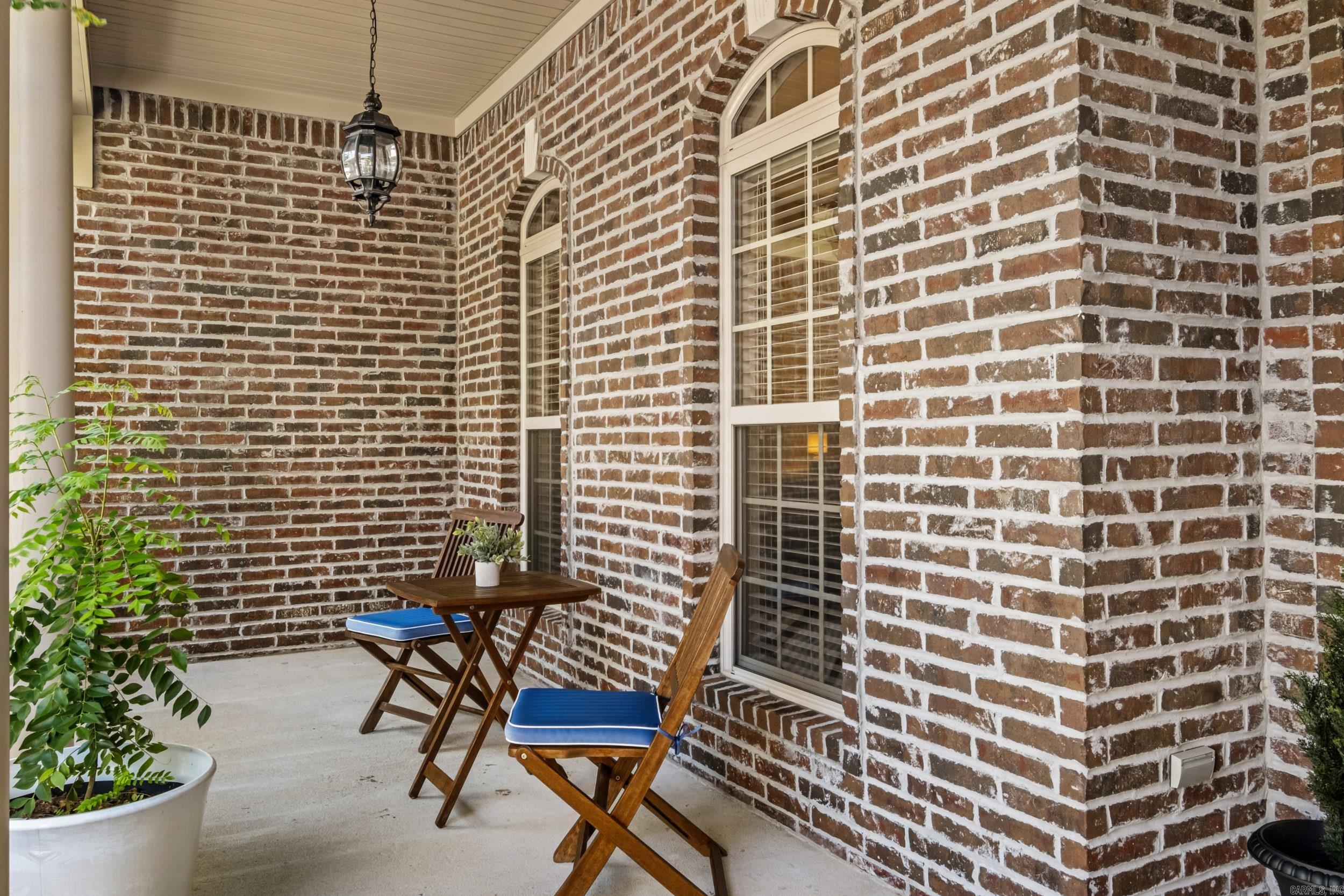 WOODLANDS EDGE - Residential