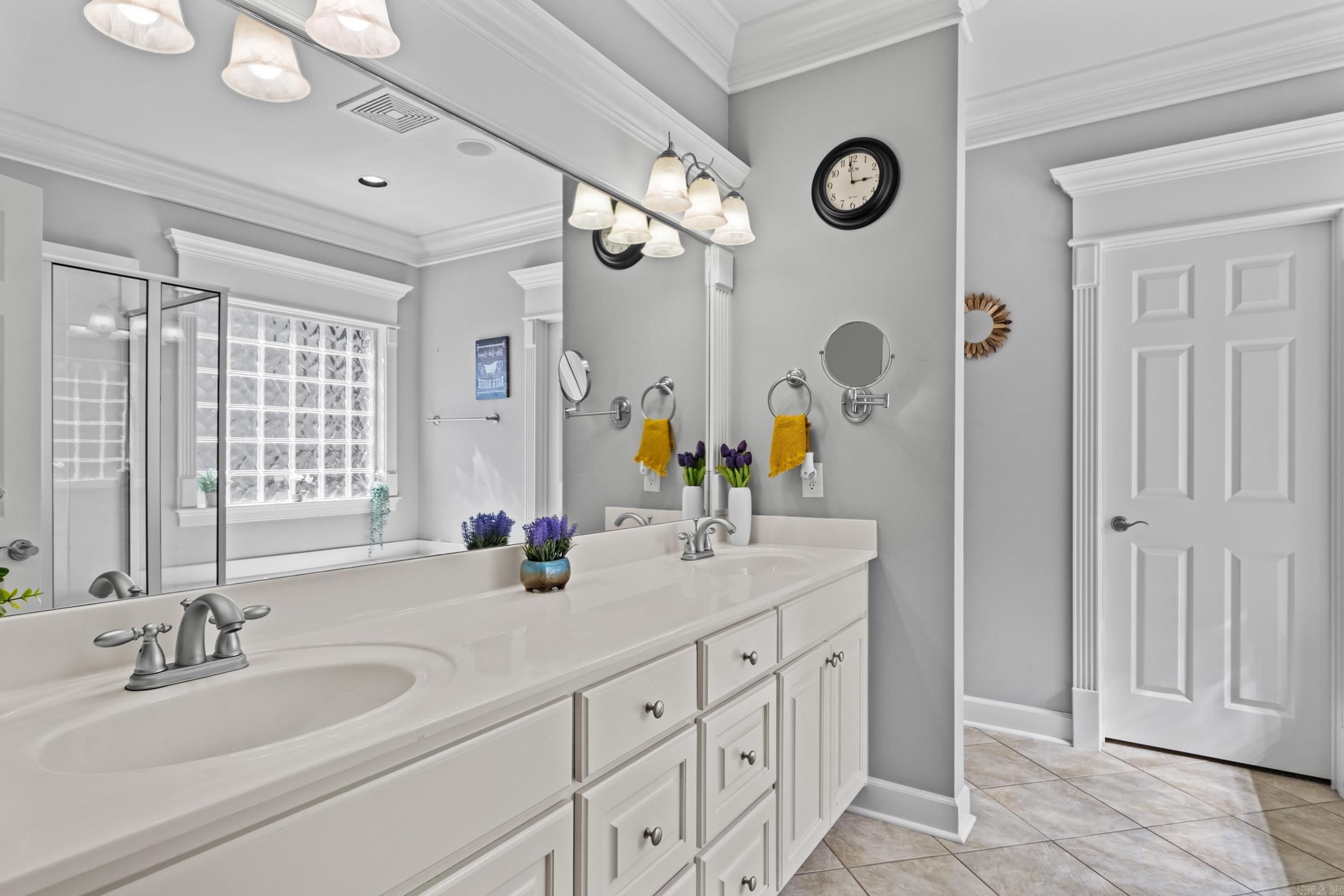 WOODLANDS EDGE - Residential