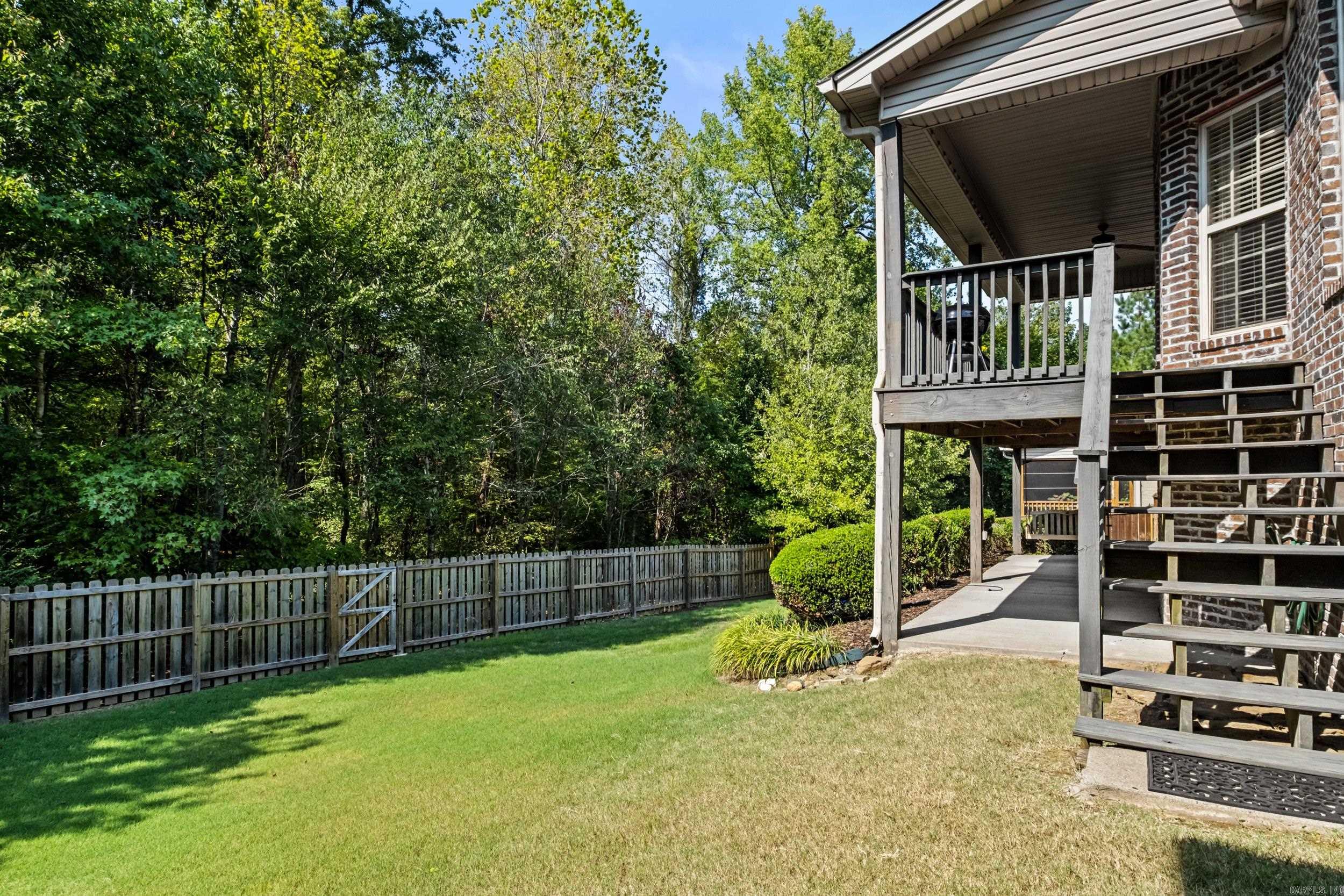 WOODLANDS EDGE - Residential