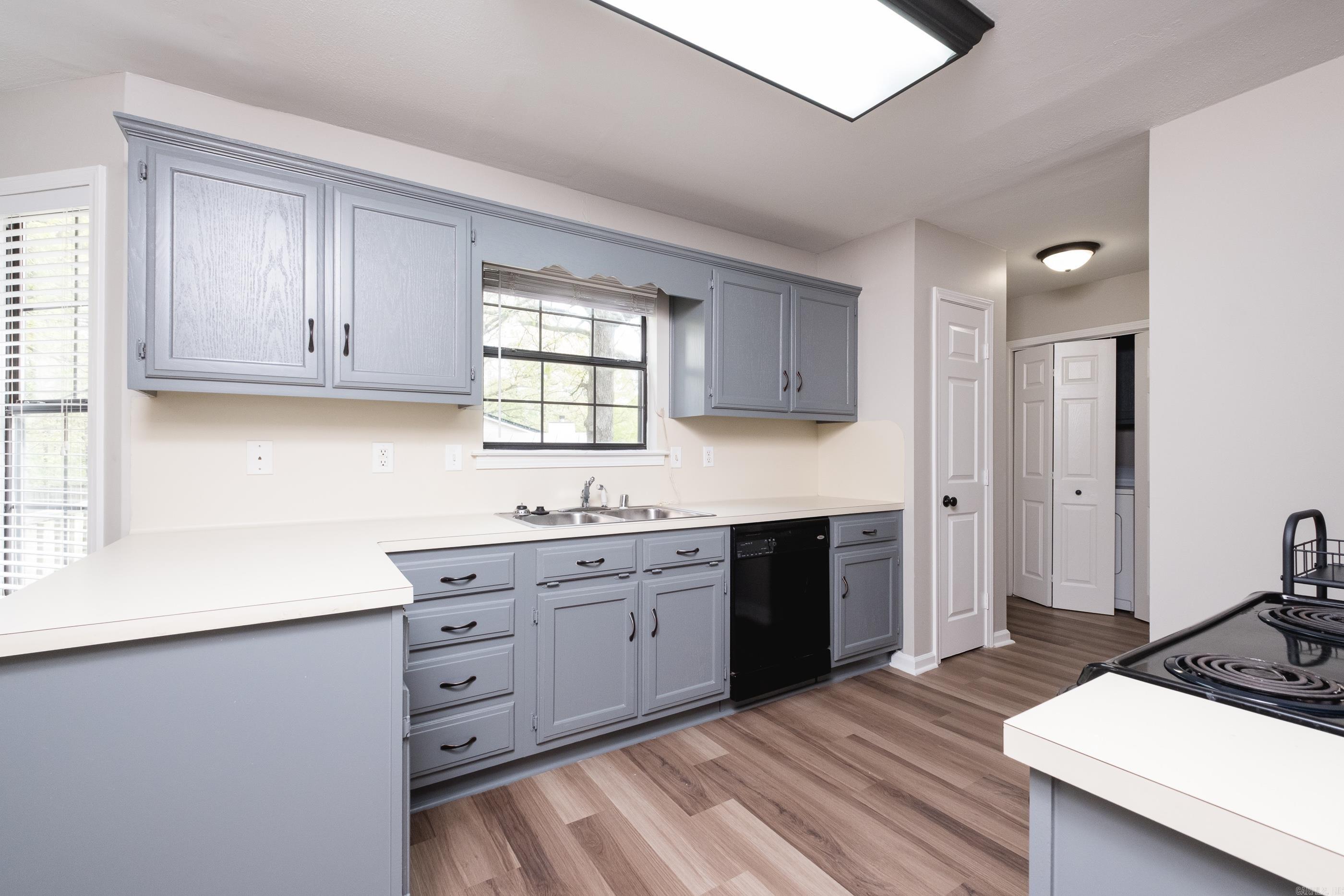 CHERRY CREEK ADDN - Residential