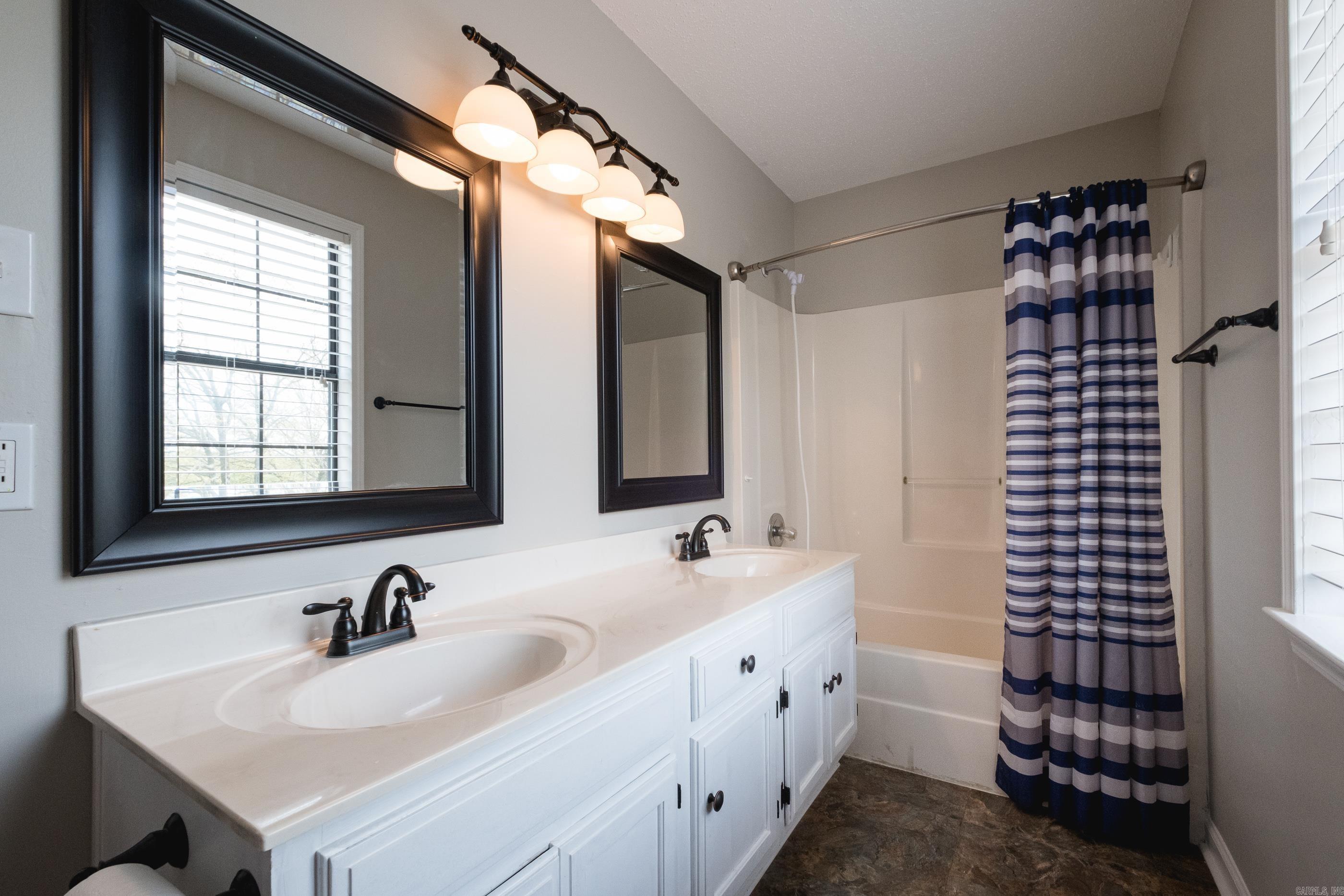 CHERRY CREEK ADDN - Residential