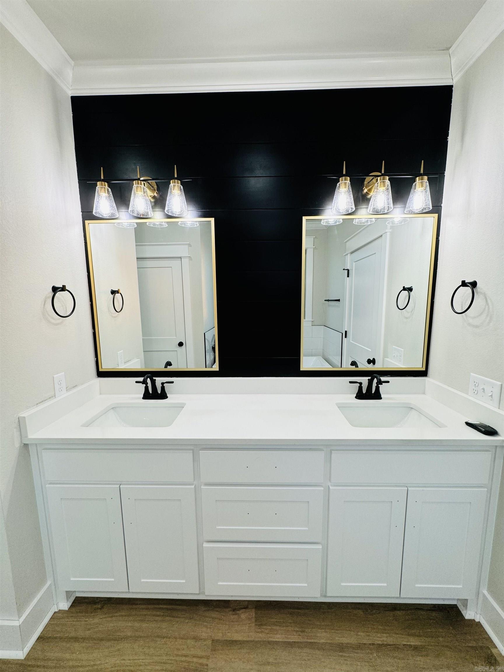 HIDDEN VALLEY ESTATES - Residential