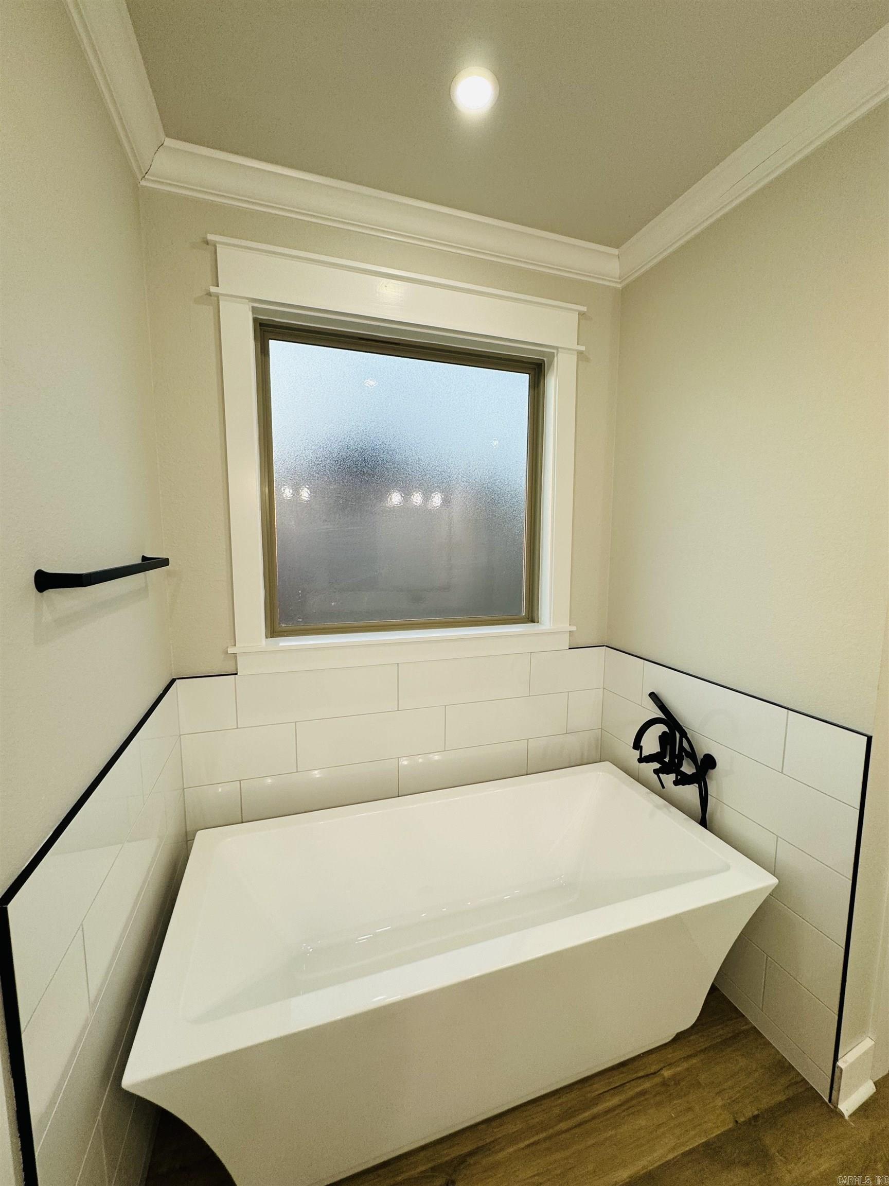 HIDDEN VALLEY ESTATES - Residential