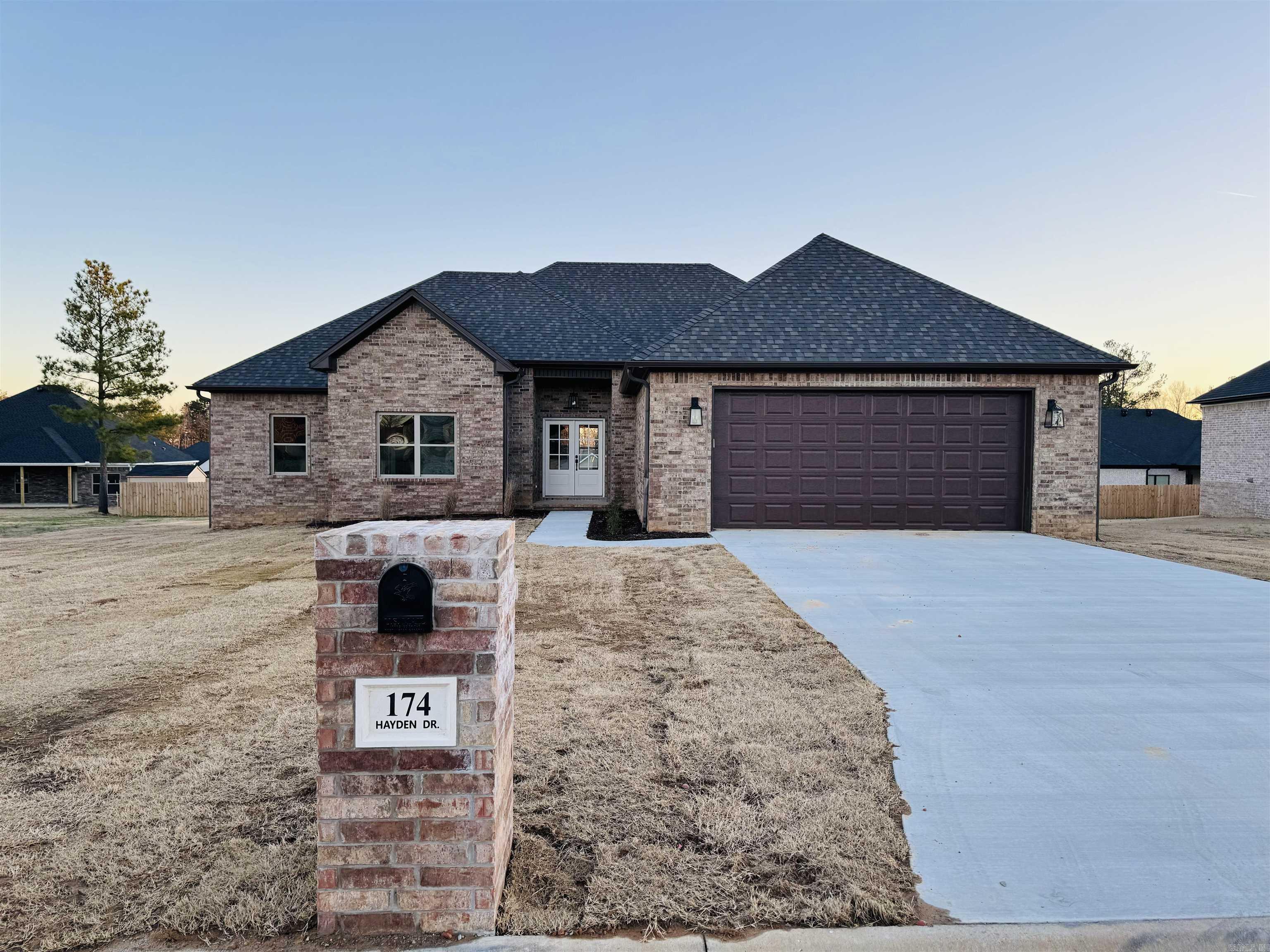 HIDDEN VALLEY ESTATES - Residential