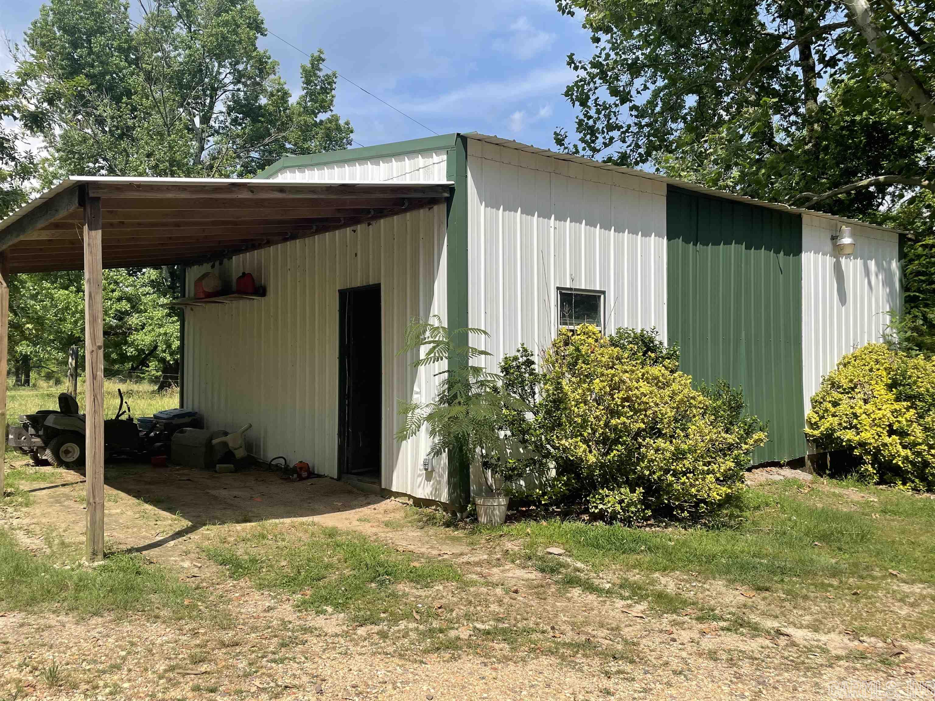 Metes & Bounds - Residential