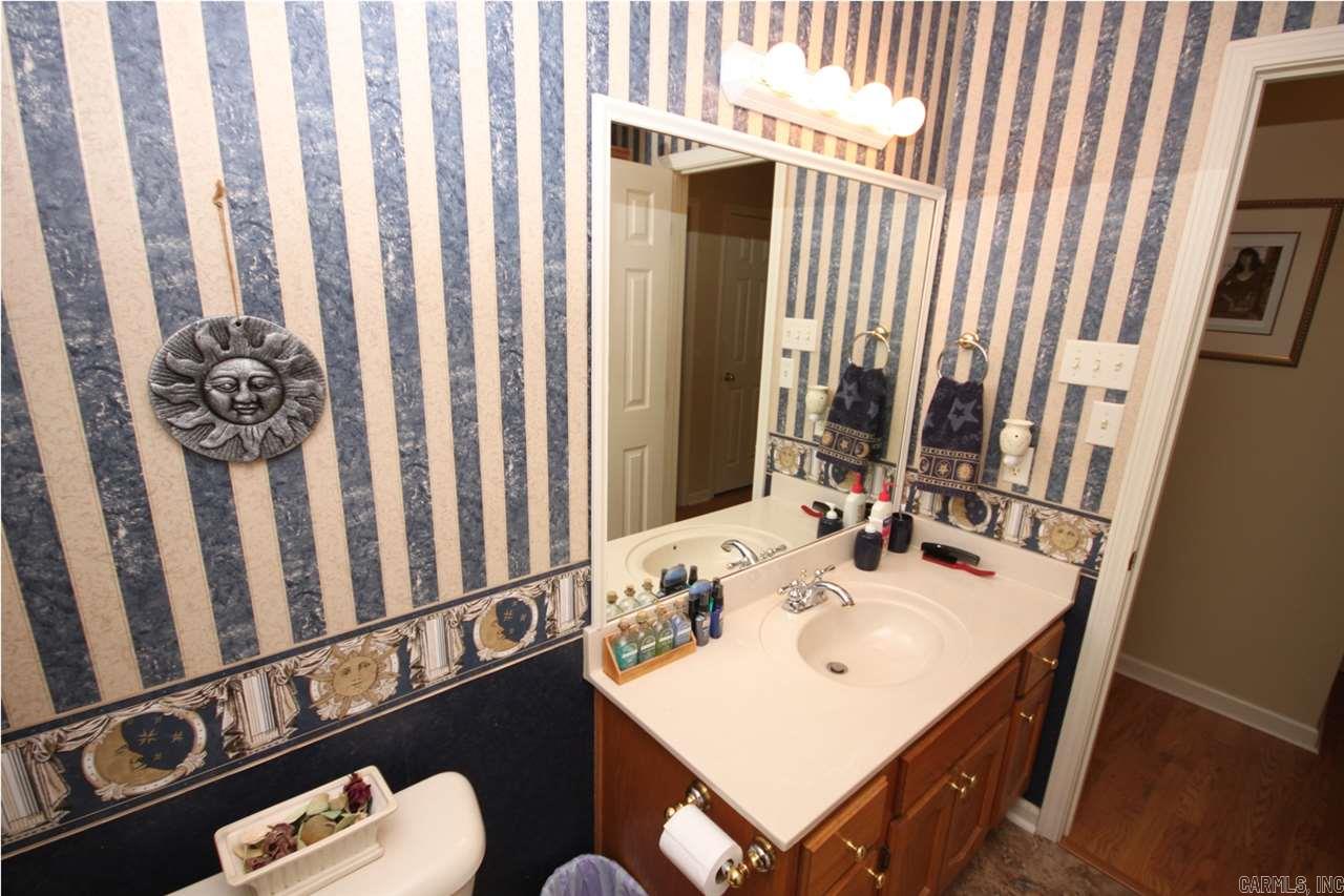 CREEKSIDE COUNTRY - Residential