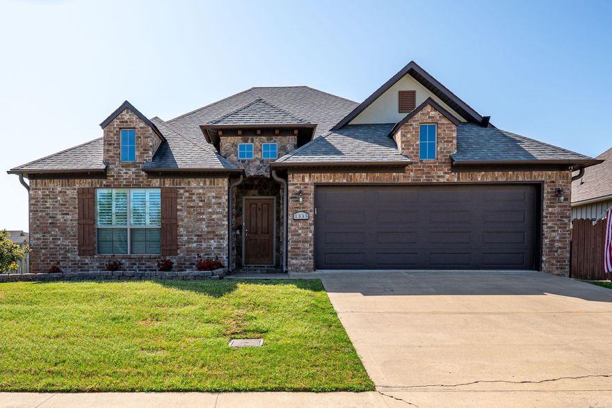 IT'S PRACTICALLY NEW! SINCE OCTOBER THE FOLLOWING UPGRADES HAVE BEEN COMPLETED. ENTIRE HOME PAINTED, WALLS, TRIM, CEILINGS, DOORS. COMMODES REPLACED, FAUCETS REPLACED, INSULATION ADDED TO ENTIRE ATTIC INCLUDING OVER GARAGE, TEXTURED FLOOR COVERING ADDED IN GARAGE, NEW GARAGE DOOR MOTOR, NEW KITCHEN AID APPLIANCES IN KITCHEN INCLUDING THE REFRIG WHICH IS CONEYING, NEW WASHER/DRYER CONVEY, PLANTATION SHUTTERS INSTALLED. TREE REMOVED AND LANDSCAPING IN FRONT WAS ADDED. THIS SPACIOUS OPEN FLOOR PLAN IS A MUST SEE WITH A NICE BACK YARD WAITING FOR YOUR INPUT AS TO HOW YOU WANT IT TO LOOK! HOA COVERS SPRINKLER SYSTE, MOWING AND MULCHING. COVERED SIDE PORCH OFF OF THE KITHCEN. BE SURE AND ADD THIS HOME TO YOUR LIST TO VIEW.