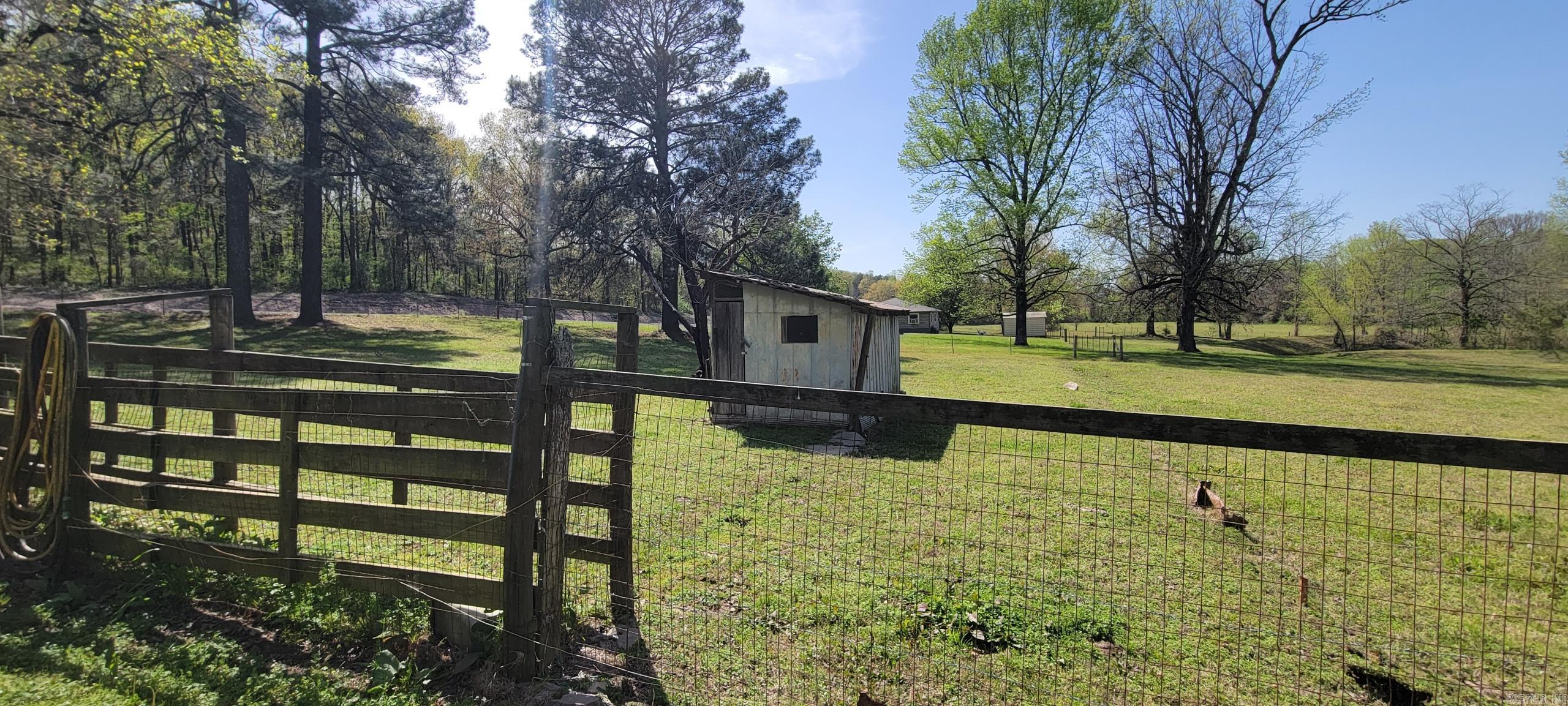 CANEY MEADOWS - Residential