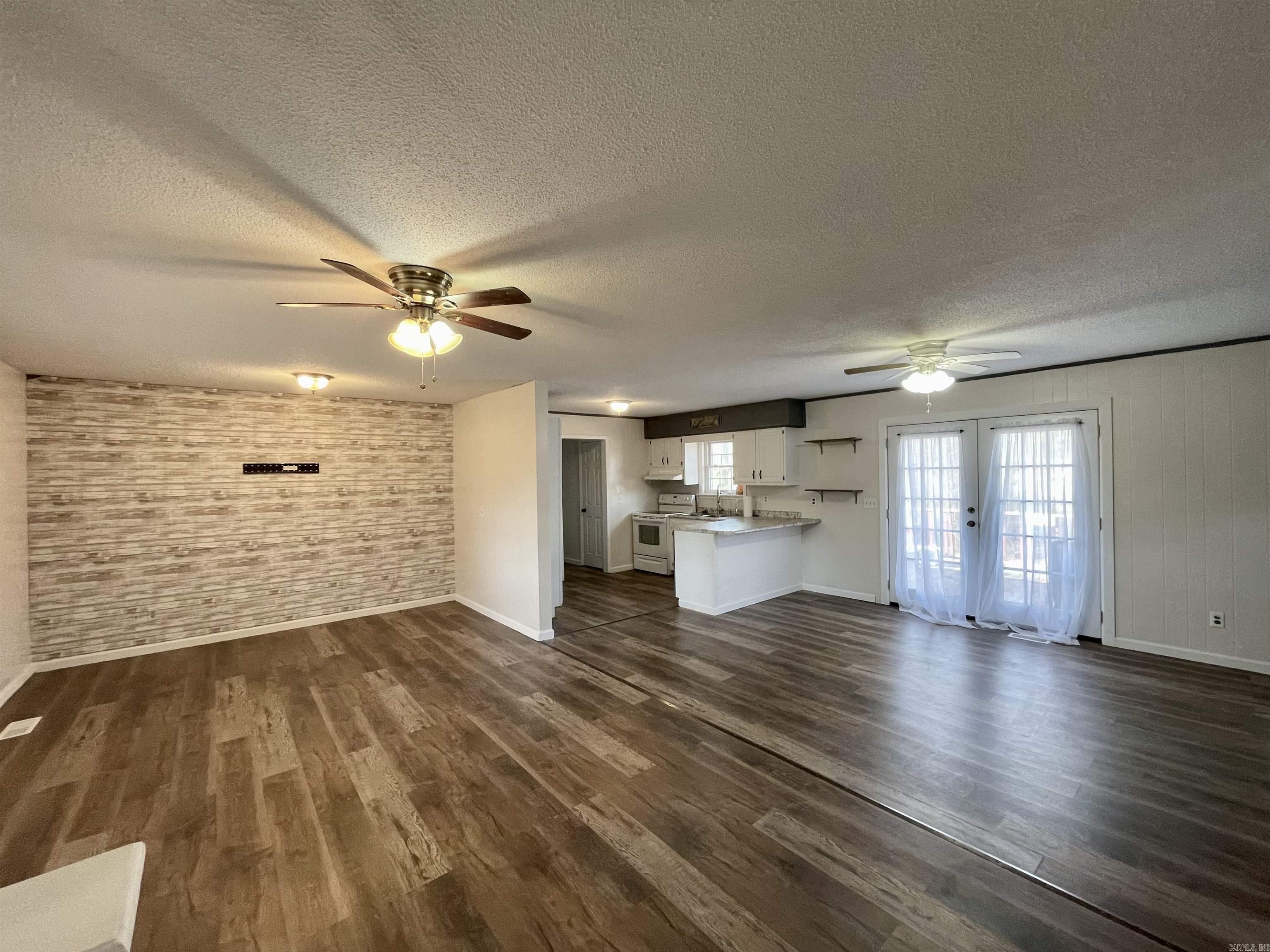 ARNOLD SPRINGS - Residential