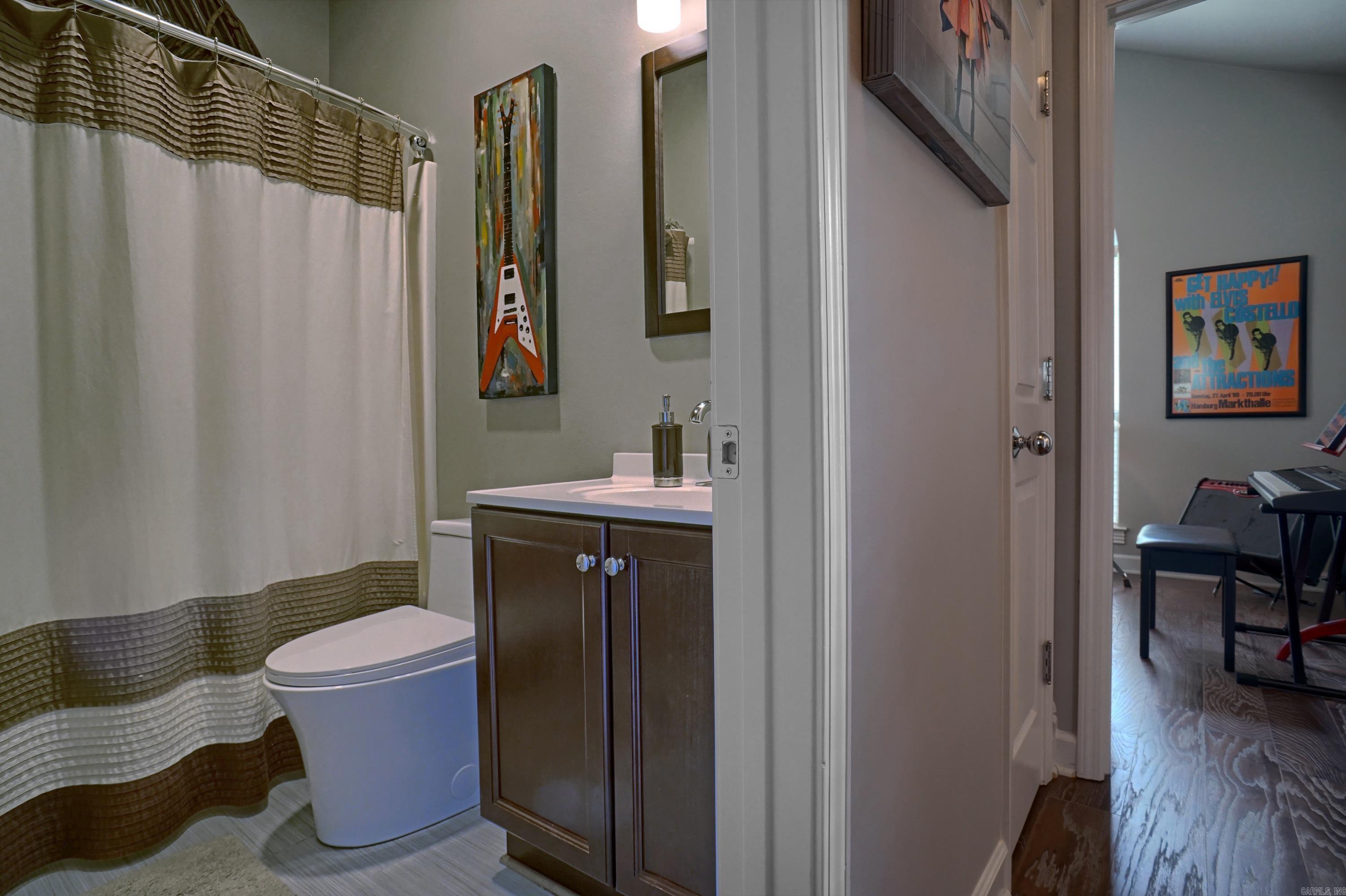 SPRING MEADOW - Residential