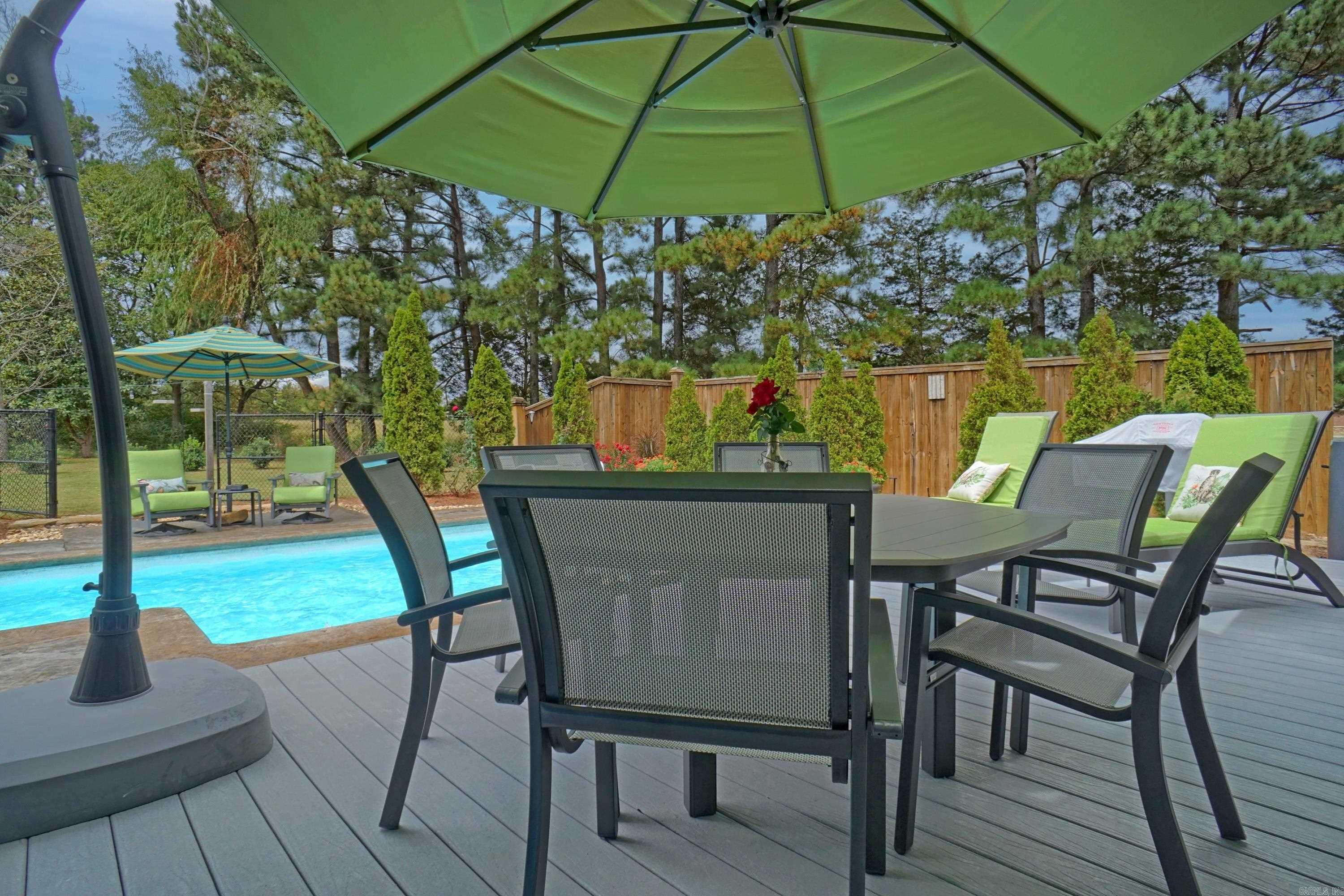 SPRING MEADOW - Residential