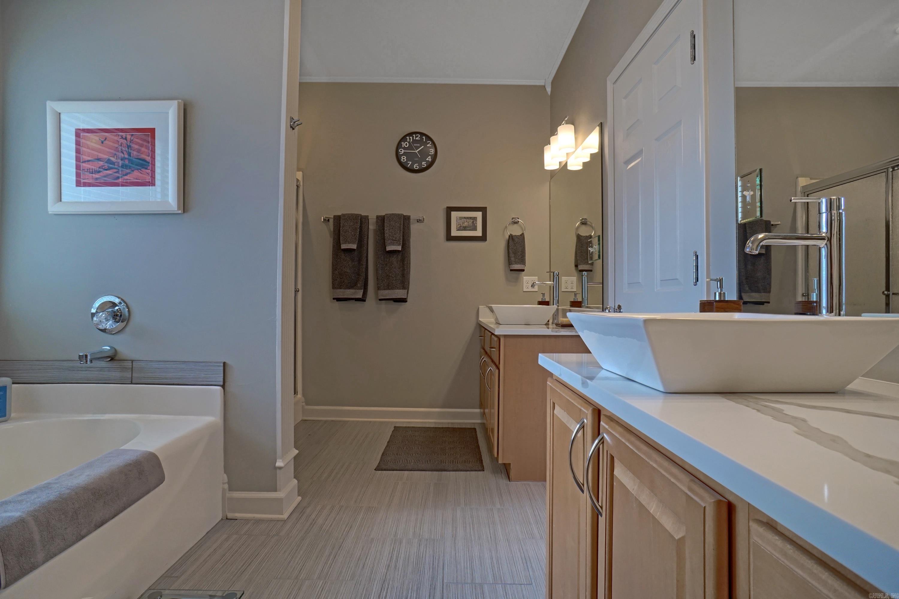 SPRING MEADOW - Residential