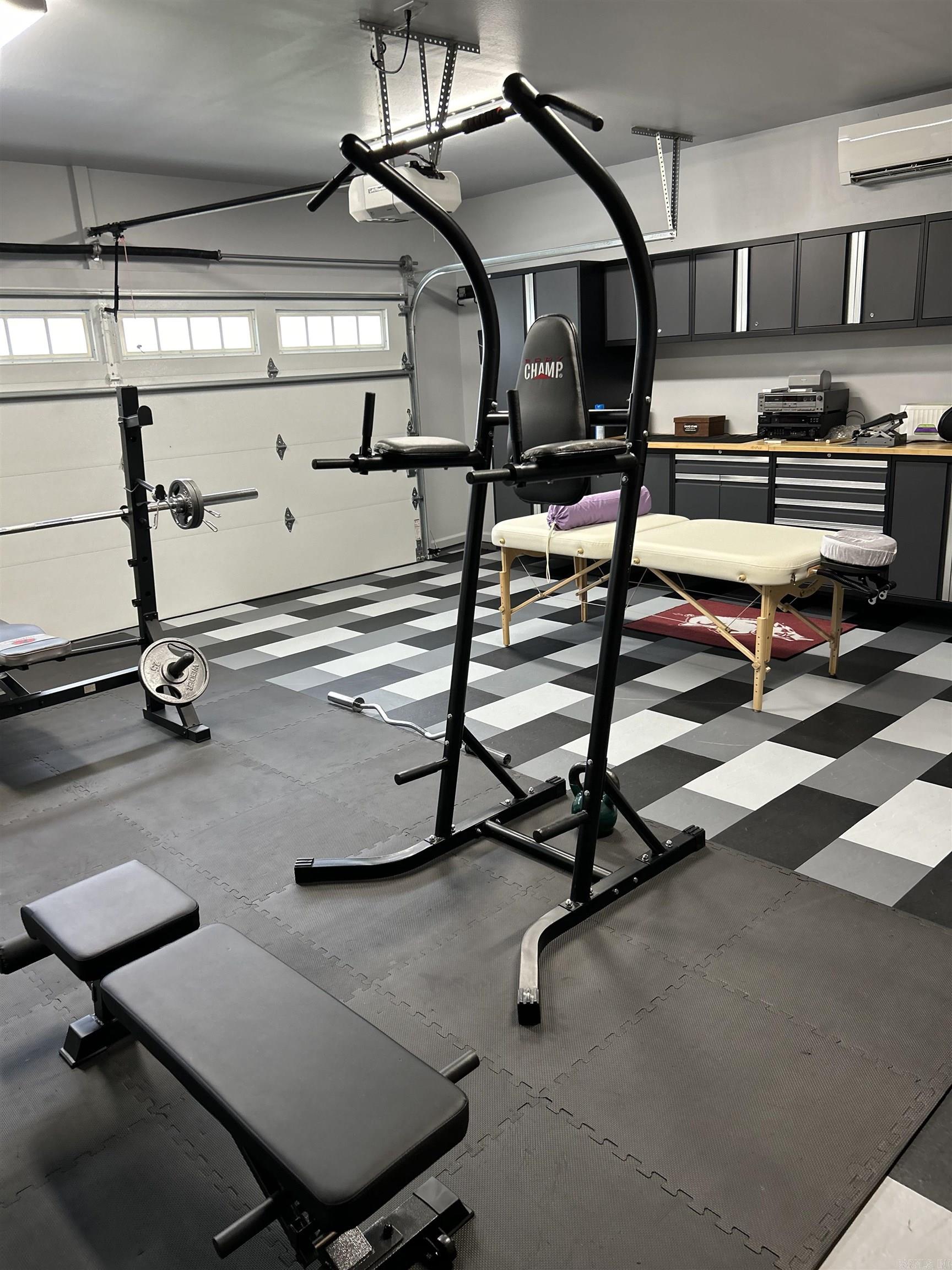 SPRING MEADOW - Residential