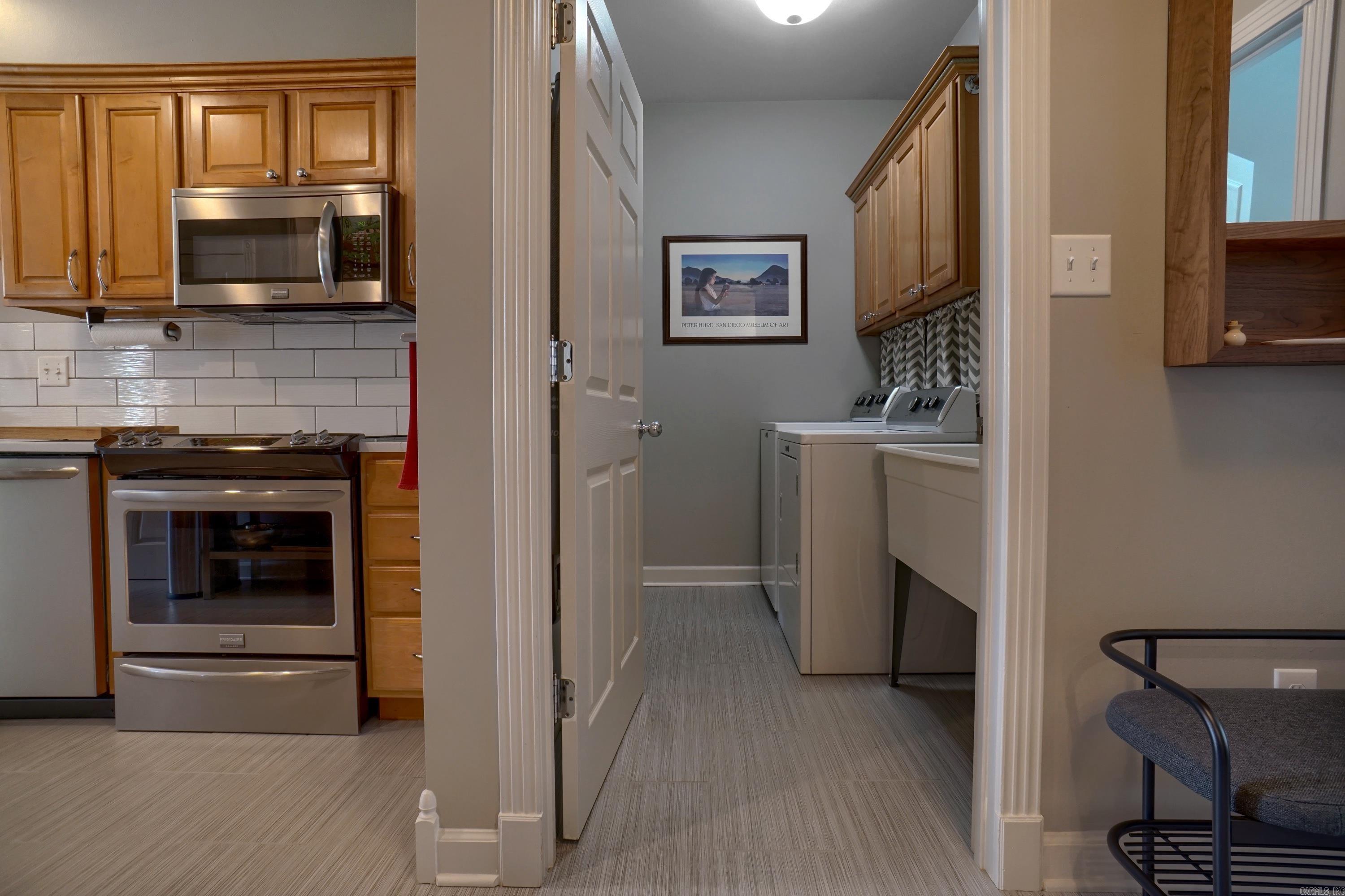 SPRING MEADOW - Residential