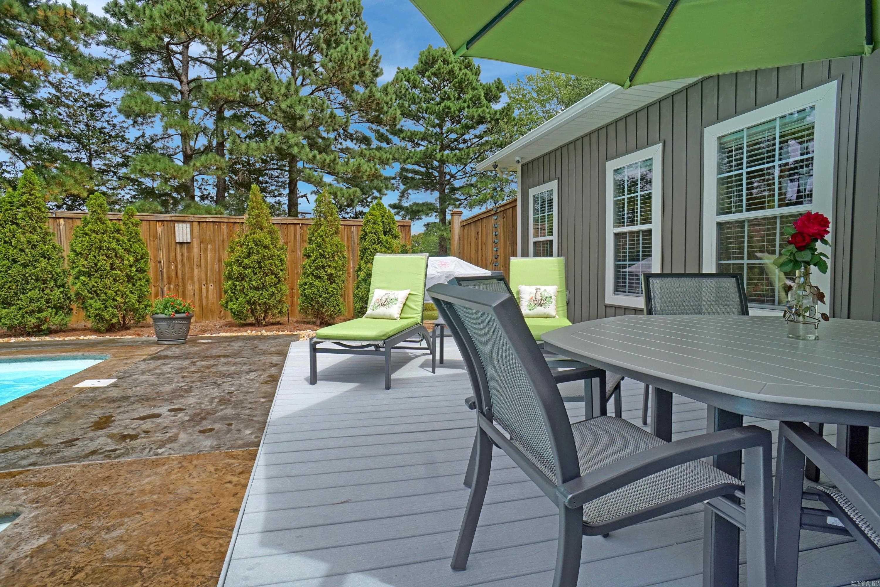 SPRING MEADOW - Residential