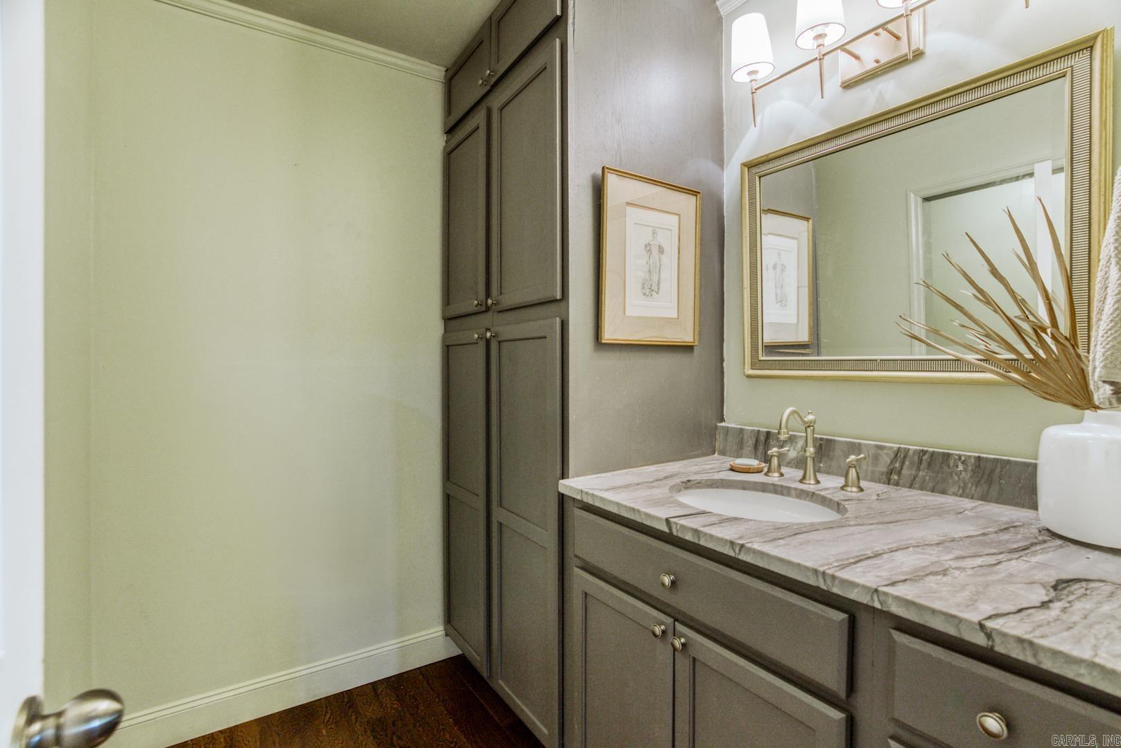 PEBBLE BEACH PARK - Residential