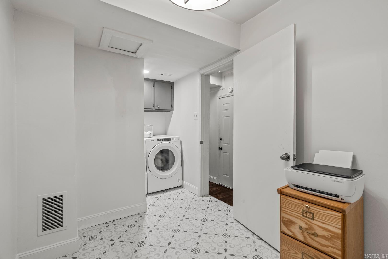 PEBBLE BEACH PARK - Residential